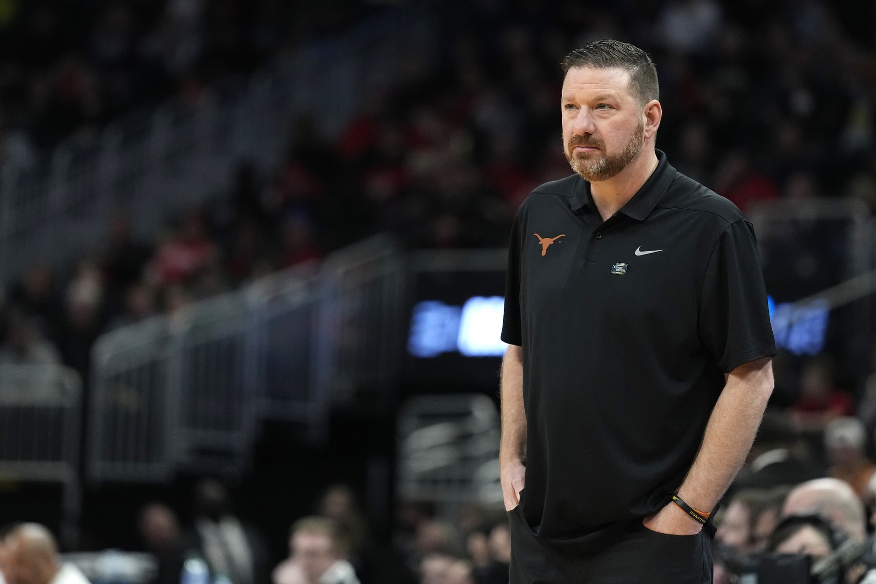 Former Texas HC Chris Beard's Domestic Violence Charge Dropped by District Attorney - Vimarsana News