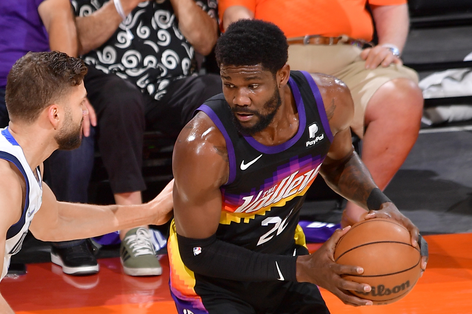 PHOENIX, AZ - MAY 15: Deandre Ayton #22 of the Phoenix Suns dribbles the ball during the game against the Dallas Mavericks during Game 7 of the 2022 NBA Playoffs Western Conference Semifinals on May 15, 2022 at Footprint Center in Phoenix, Arizona. NOTE TO USER: User expressly acknowledges and agrees that, by downloading and or using this photograph, user is consenting to the terms and conditions of the Getty Images License Agreement. Mandatory Copyright Notice: Copyright 2022 NBAE (Photo by Michael Gonzales/NBAE via Getty Images) PHOENIX, AZ - MAY 15: Deandre Ayton #22 of the Phoenix Suns dribbles the ball during the game against the Dallas Mavericks during Game 7 of the 2022 NBA Playoffs Western Conference Semifinals on May 15, 2022 at Footprint Center in Phoenix, Arizona. NOTE TO USER: User expressly acknowledges and agrees that, by downloading and or using this photograph, user is consenting to the terms and conditions of the Getty Images License Agreement. Mandatory Copyright Notice: Copyright 2022 NBAE (Photo by Michael Gonzales/NBAE via Getty Images)