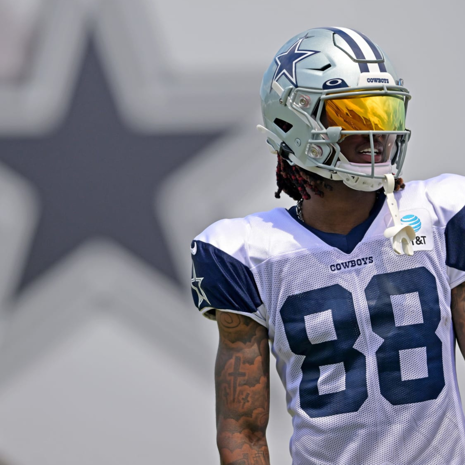 Who is CeeDee Lamb, the Dallas Cowboys' first-round draft pick?