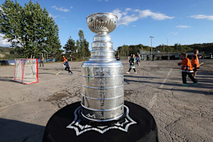 B/R NHL Staff Roundtable: 2025 Stanley Cup and Regular-Season Award Predictions