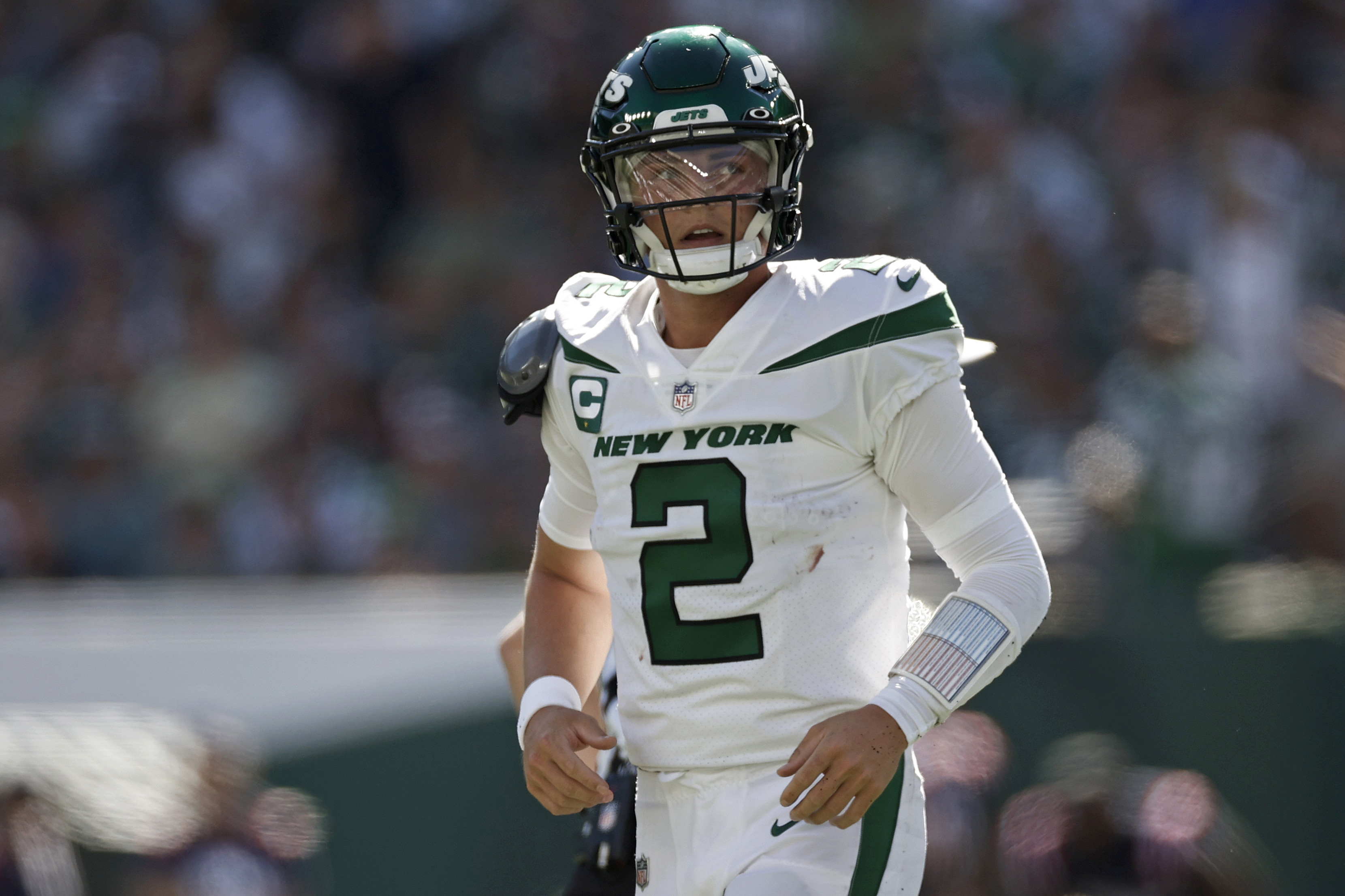 Zach Wilson: New York Jets quarterback booed off during defeat by