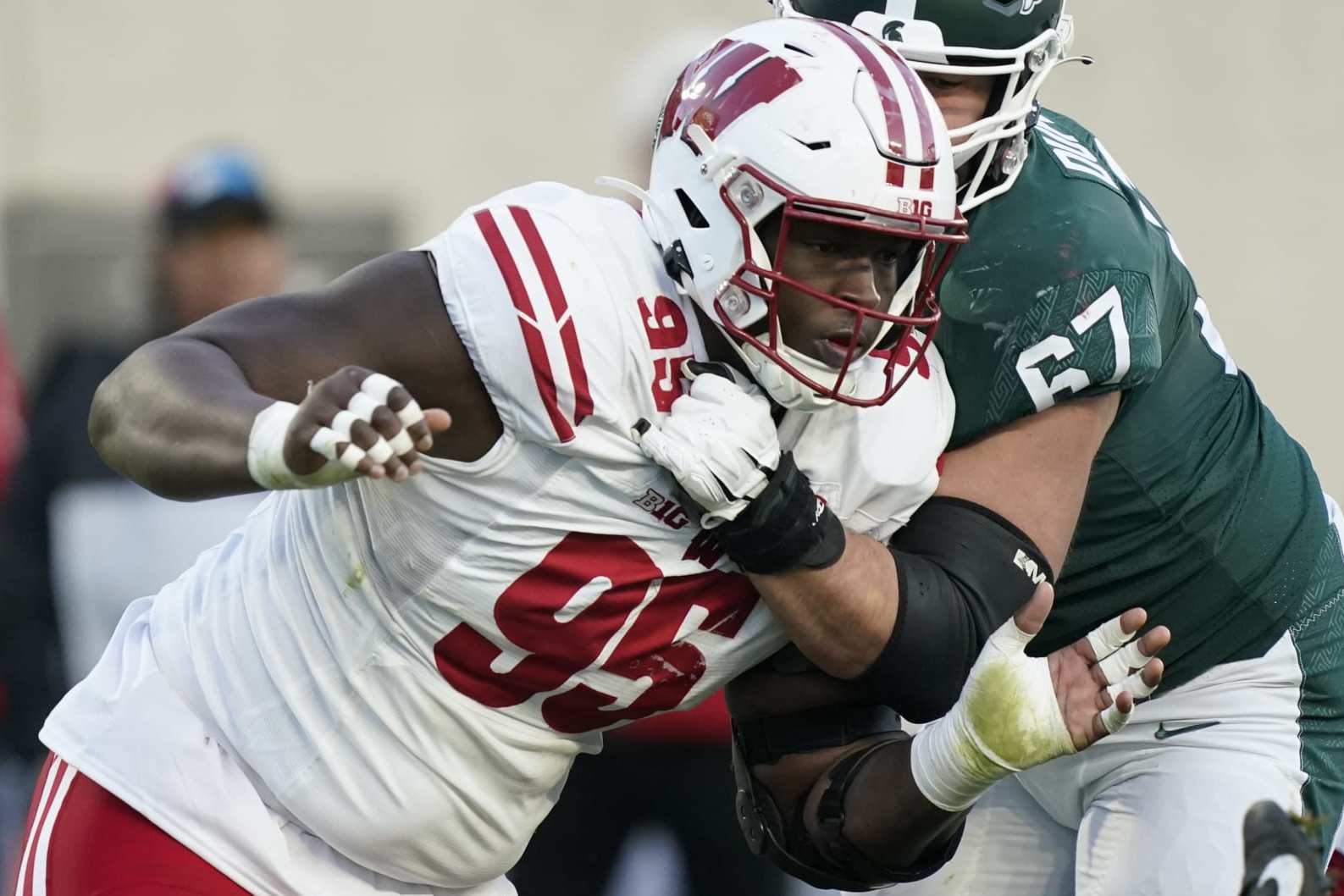 2022 NFL Draft Rankings: Prospect Big Board and Profiles - Visit NFL Draft  on Sports Illustrated, the latest news coverage, with rankings for NFL Draft  prospects, College Football, Dynasty and Devy Fantasy Football.