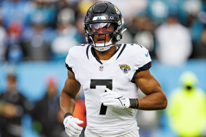 NFL Rumors: Zay Jones to Visit Cowboys, Chiefs After Titans, Cardinals Meetings