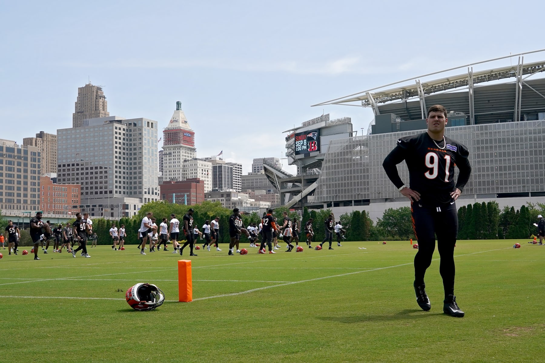 CINCINNATI, OHIO - JUNE 04: Trey Hendrickson #91 of the Cincinnati Bengals stretches during an OTA offseason workout at the Kettering Health Bengals Practice Fields on June 04, 2024 in Cincinnati, Ohio. (Photo by Dylan Buell/Getty Images)