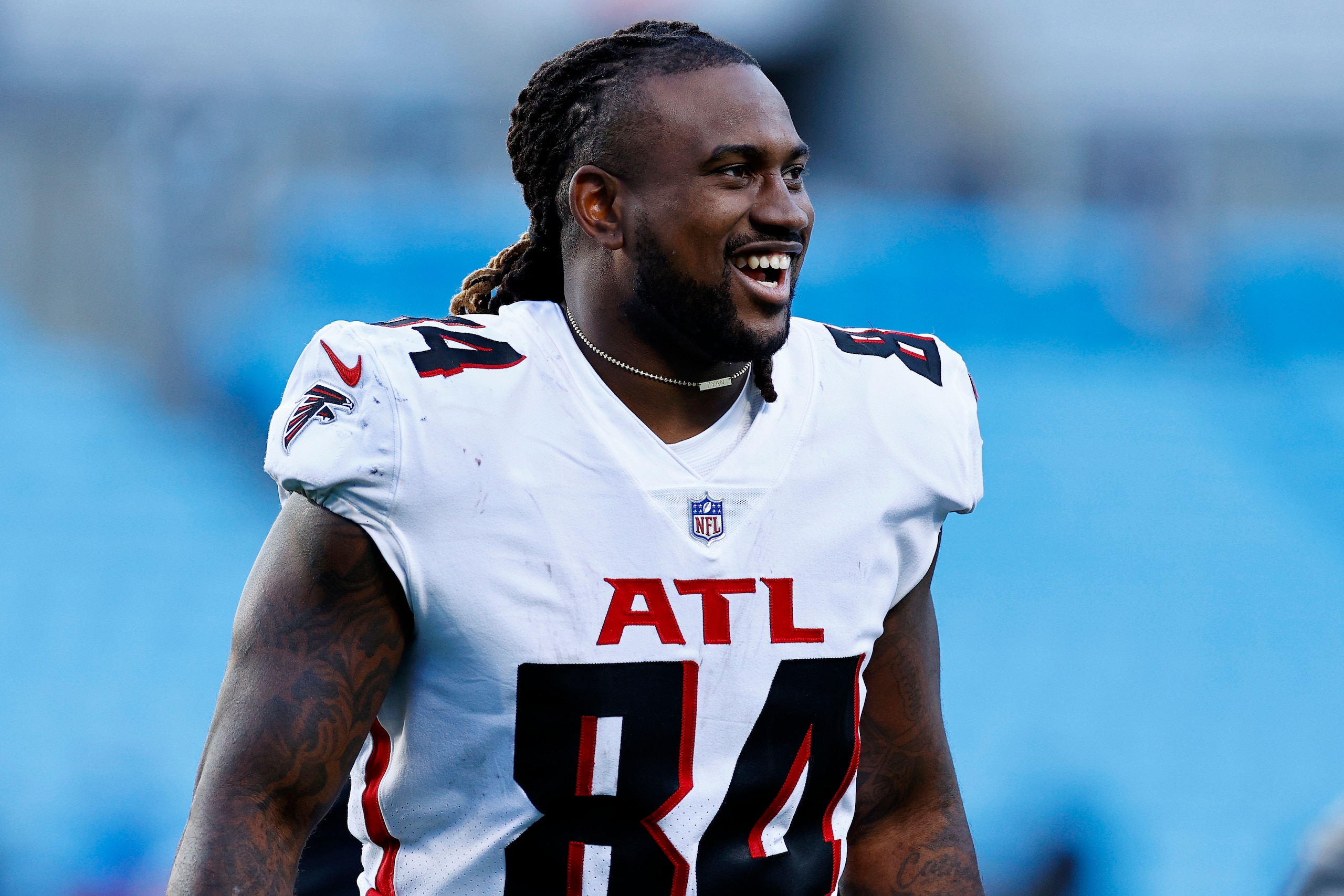 CHARLOTTE, NORTH CAROLINA - DECEMBER 12:
Cordarrelle Patterson #84 of the Atlanta Falcons looks on following the game against the Carolina Panthers at Bank of America Stadium on December 12, 2021 in Charlotte, North Carolina. (Photo by Jared C. Tilton/Getty Images) CHARLOTTE, NORTH CAROLINA - DECEMBER 12:
Cordarrelle Patterson #84 of the Atlanta Falcons looks on following the game against the Carolina Panthers at Bank of America Stadium on December 12, 2021 in Charlotte, North Carolina. (Photo by Jared C. Tilton/Getty Images)