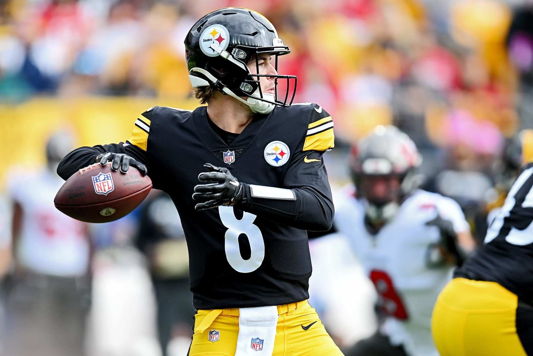 Kenny Pickett, 2 other Steelers offensive starters injured with crucial  division matchup vs. Ravens looming