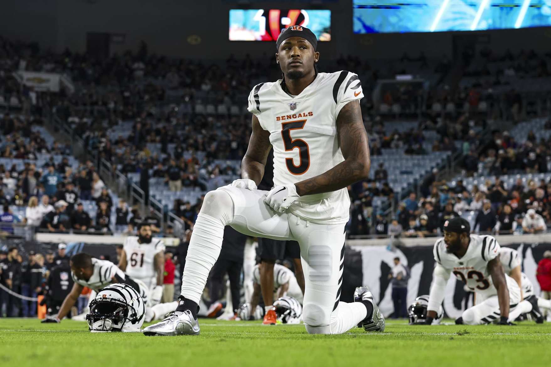 JACKSONVILLE, FL - DECEMBER 04: Tee Higgins #5 of the Cincinnati Bengals warms up prior to an NFL football game against the Jacksonville Jaguars at EverBank Stadium on December 4, 2023 in Jacksonville, FL. (Photo by Perry Knotts/Getty Images)