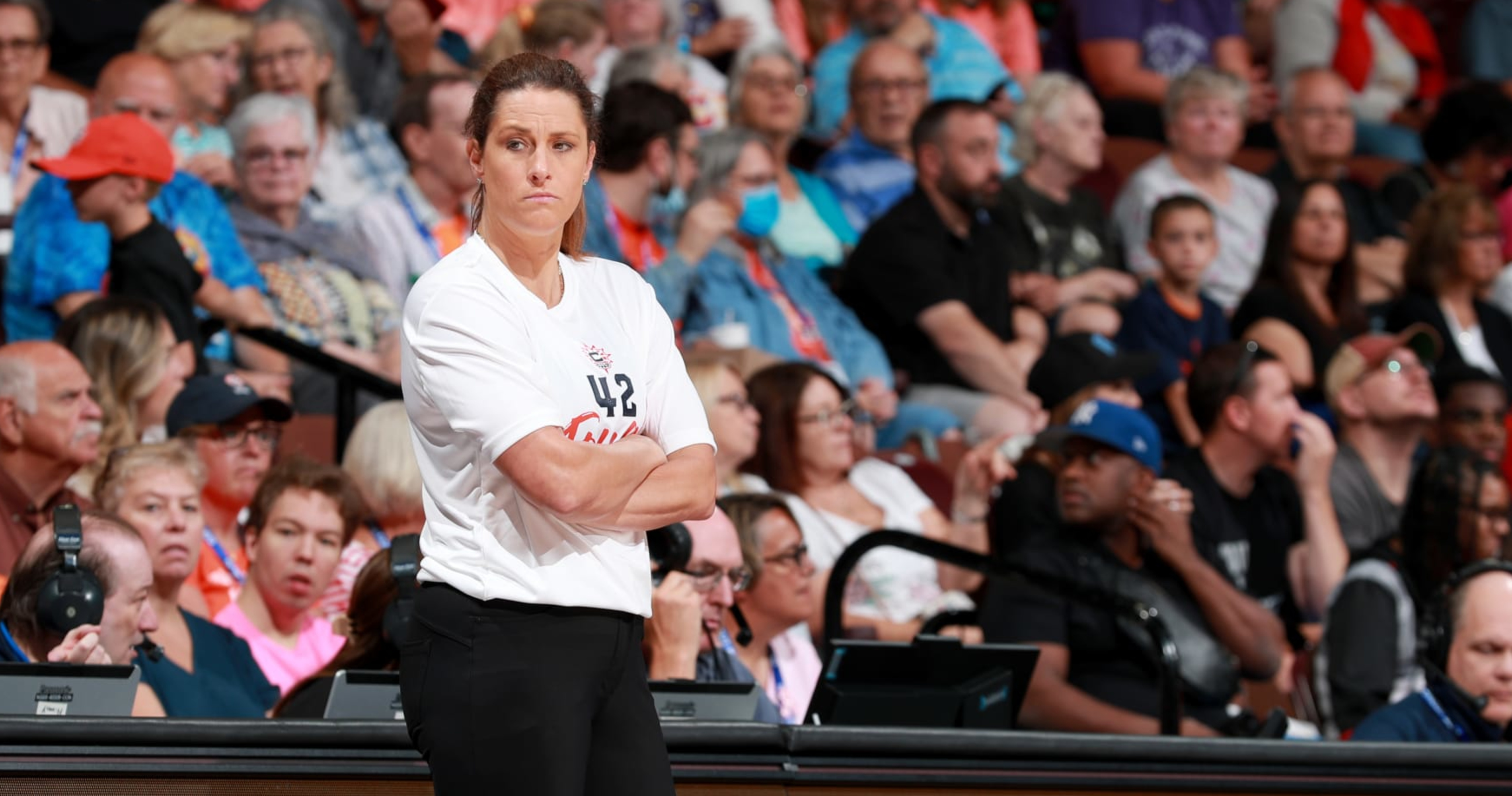 Sun's Stephanie White Awarded 2023 WNBA Coach of the Year; Earned 3 Seed in Playoffs