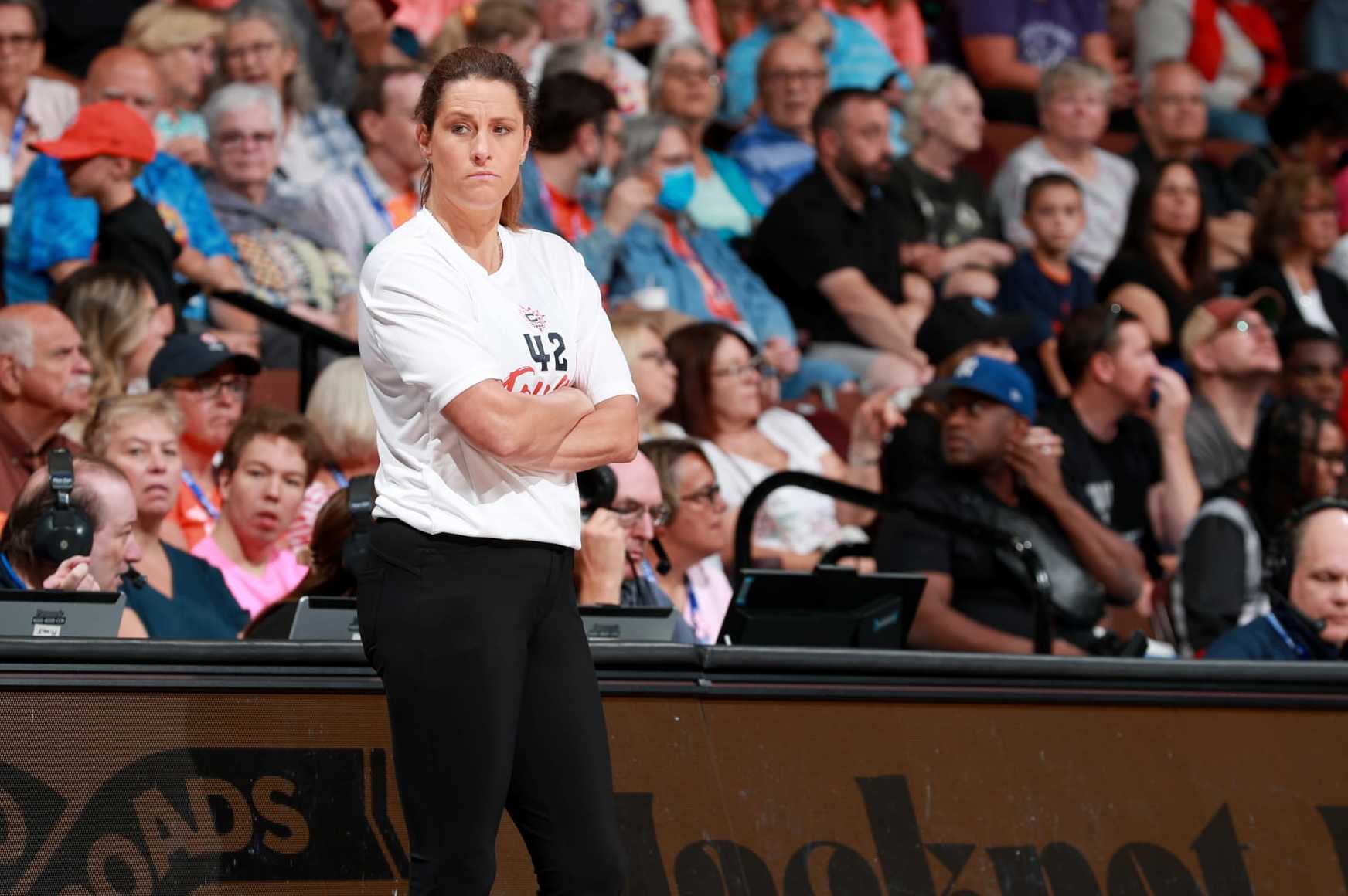 UNCASVILLE, CT - JULY 20: Head Coach Stephanie White of the Connecticut Sun looks on during the game against the Atlanta Dream on July 20, 2023 at the Mohegan Sun Arena in Uncasville, Connecticut. NOTE TO USER: User expressly acknowledges and agrees that, by downloading and or using this photograph, User is consenting to the terms and conditions of the Getty Images License Agreement. Mandatory Copyright Notice: Copyright 2023 NBAE (Photo by Chris Marion/NBAE via Getty Images)