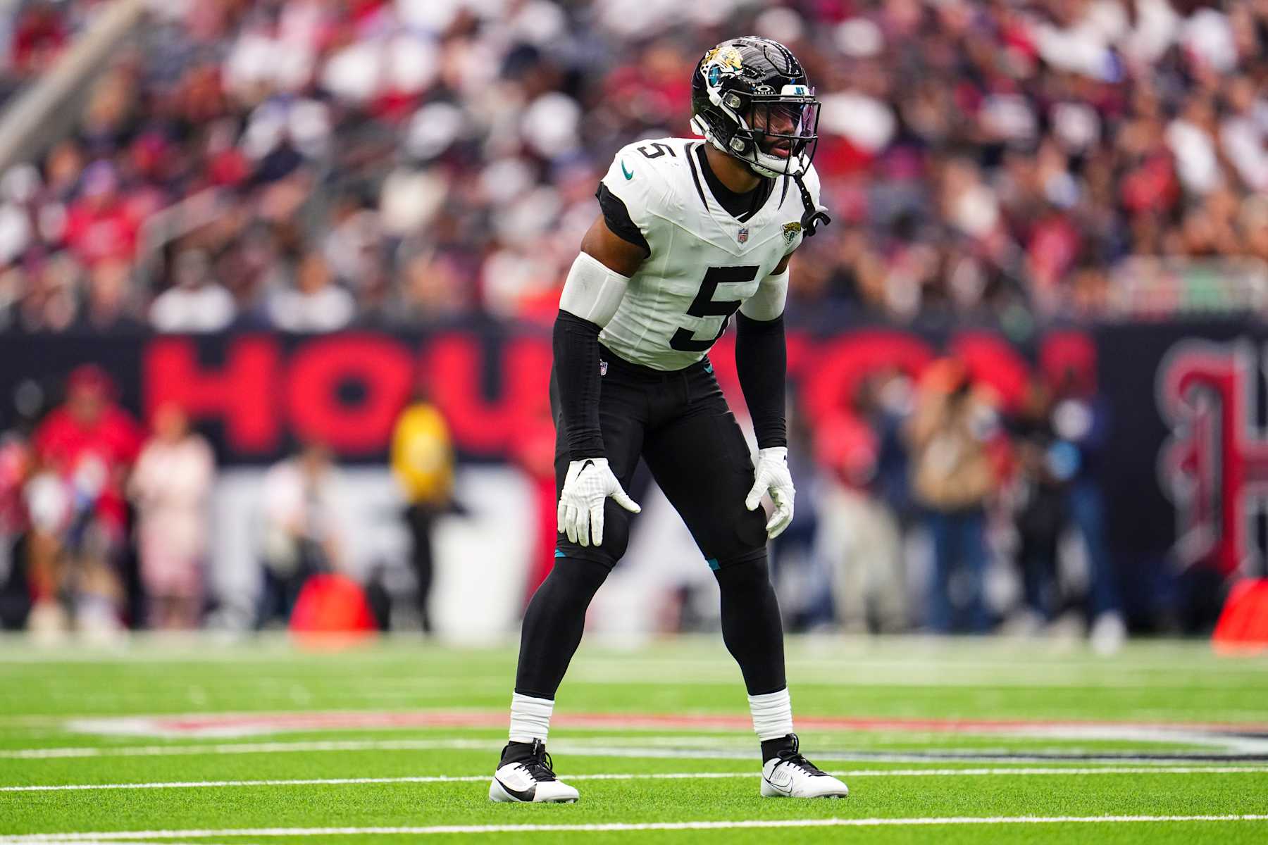 HOUSTON, TX - SEPTEMBER 29: Andre Cisco #5 of the Jacksonville Jaguars lines up before the snap during an NFL football game against the Houston Texans at NRG Stadium on September 29, 2024 in Houston, Texas. (Photo by Cooper Neill/Getty Images)