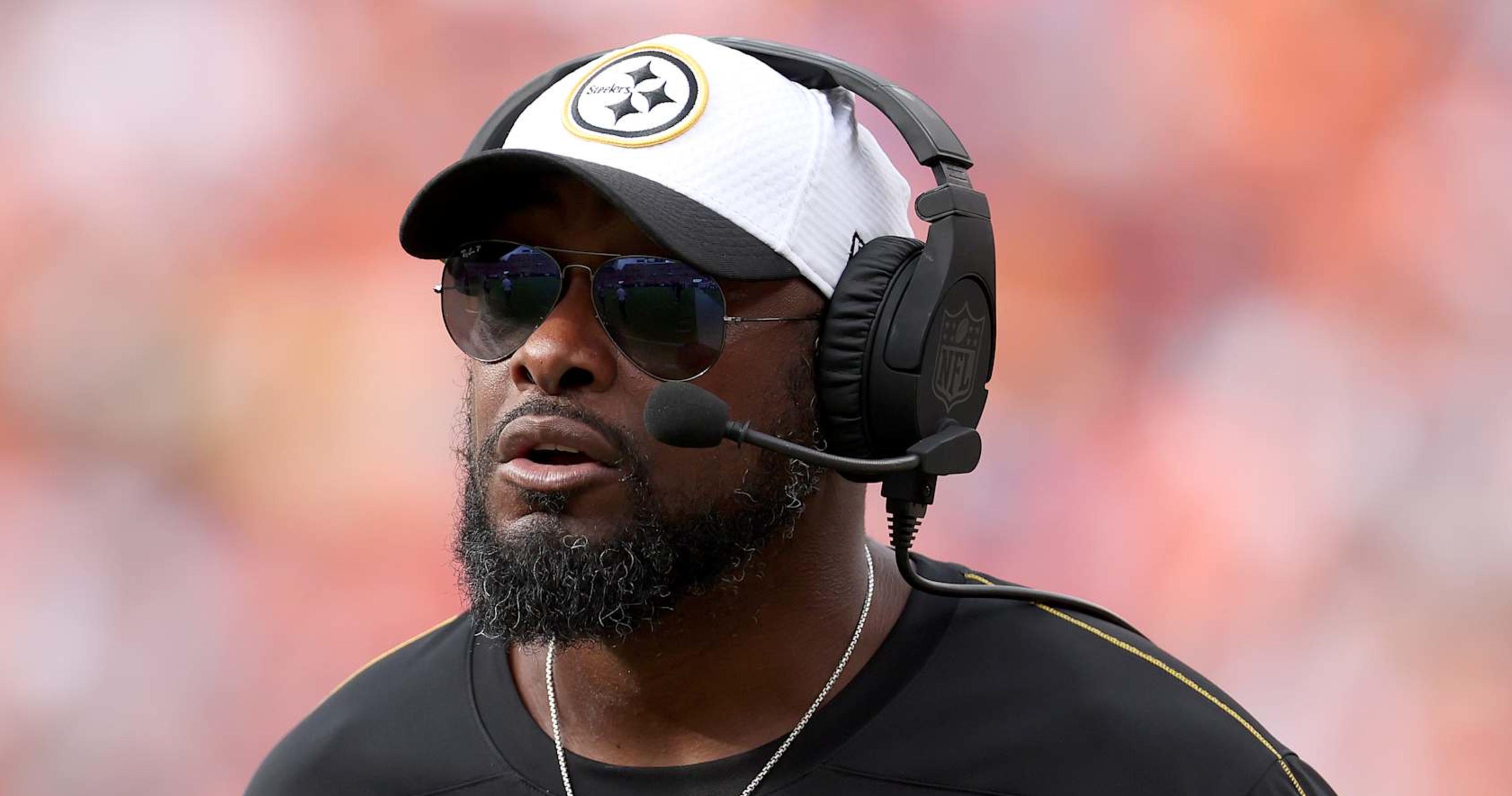 Steelers' Mike Tomlin Has Cryptic Answer on Russell Wilson 'Petty Game ...