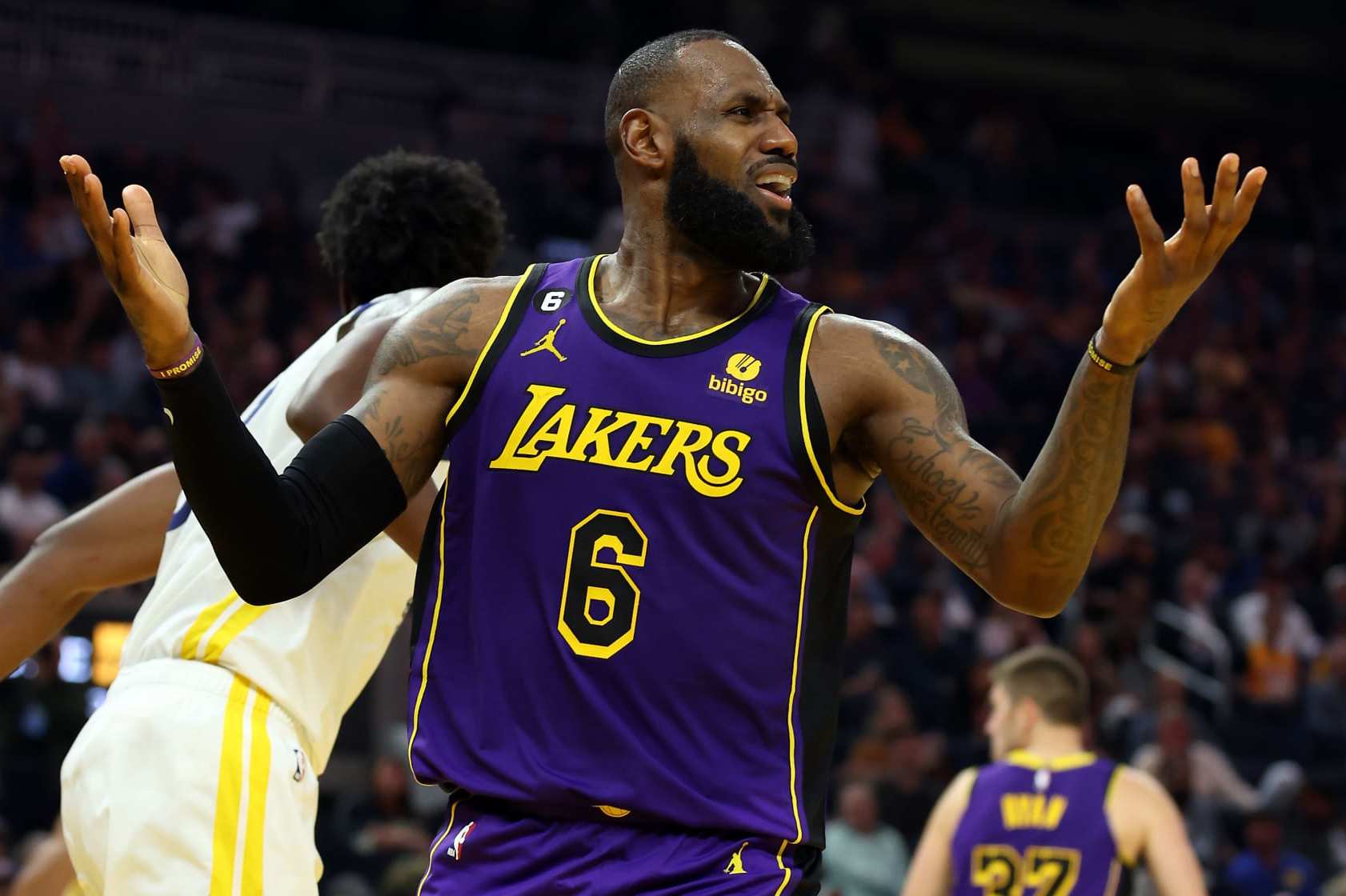 Lakers Debut Their New 'Big 3' in 111-99 Loss to Warriors – NBC Los Angeles