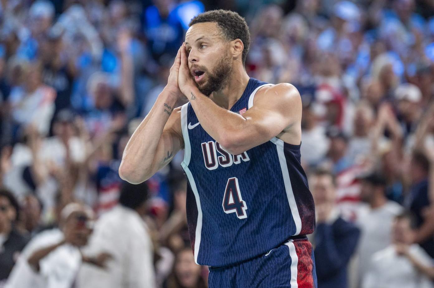 PARIS, FRANCE - AUGUST 10: Stephen Curry (4) of Team USA in action during Men's Gold Medal game between Team France and Team United States on day fifteen of the Olympic Games Paris 2024 at Bercy Arena on August 10, 2024 in Paris, France. (Photo by Aytac Unal/Anadolu via Getty Images)