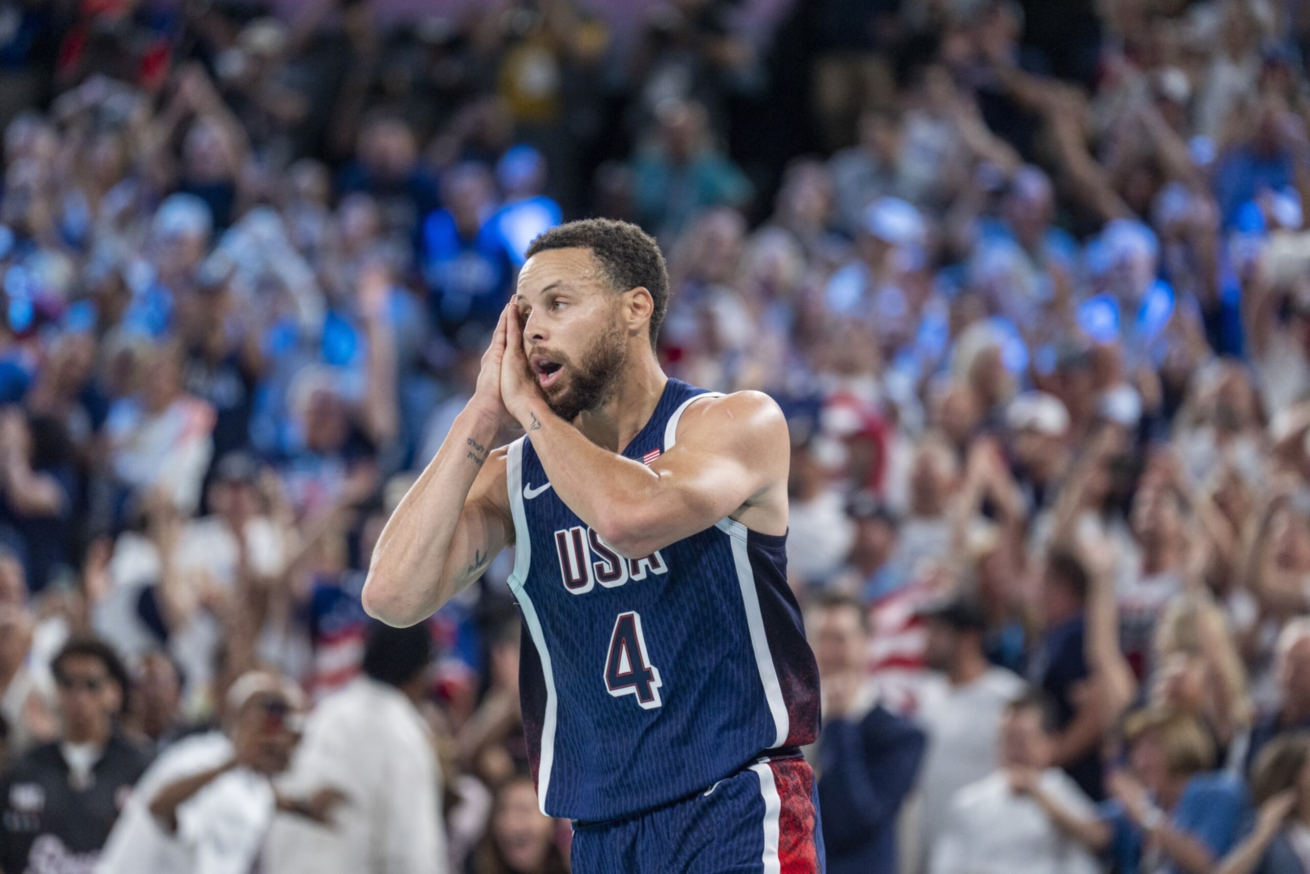 PARIS, FRANCE - AUGUST 10: Stephen Curry (4) of Team USA in action during Men's Gold Medal game between Team France and Team United States on day fifteen of the Olympic Games Paris 2024 at Bercy Arena on August 10, 2024 in Paris, France. (Photo by Aytac Unal/Anadolu via Getty Images) PARIS, FRANCE - AUGUST 10: Stephen Curry (4) of Team USA in action during Men's Gold Medal game between Team France and Team United States on day fifteen of the Olympic Games Paris 2024 at Bercy Arena on August 10, 2024 in Paris, France. (Photo by Aytac Unal/Anadolu via Getty Images)
