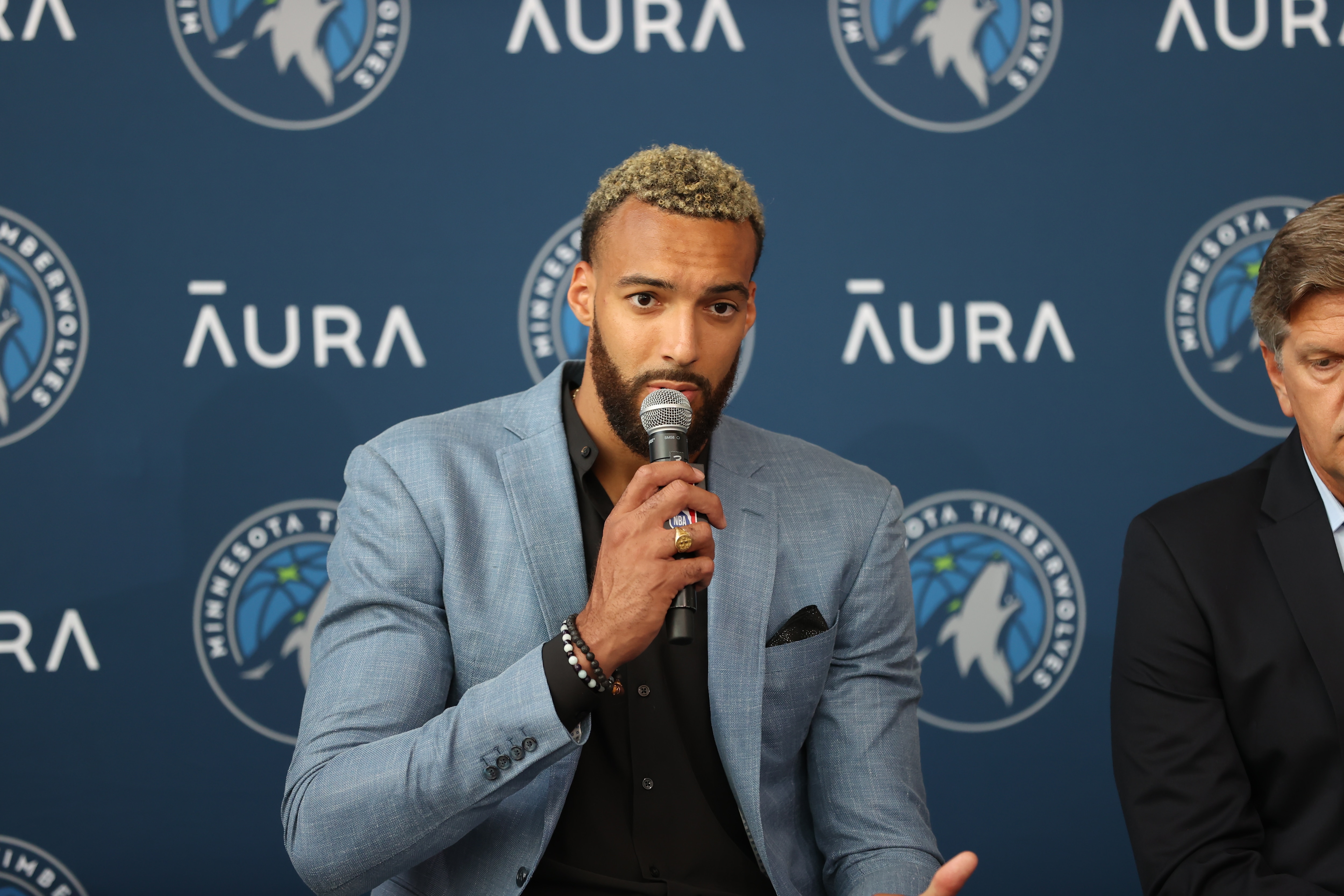 Forget The Playoffs: Nba Execs Think Beringer Will Take The Wolves Further - lnuusg4