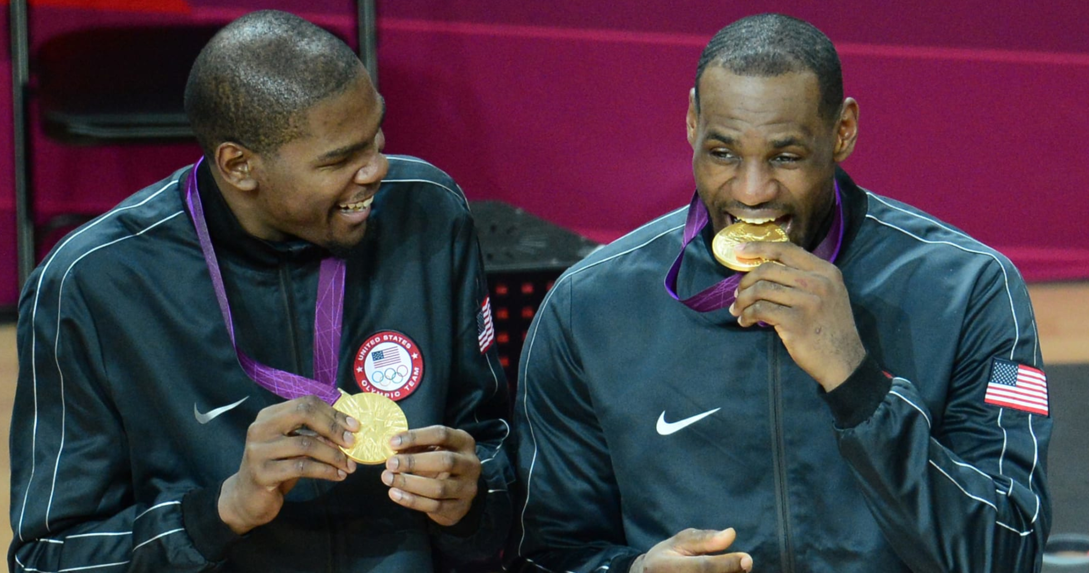 Report: LeBron James Recruiting Curry, Durant, NBA Stars to Join USA in 2024 Olympics