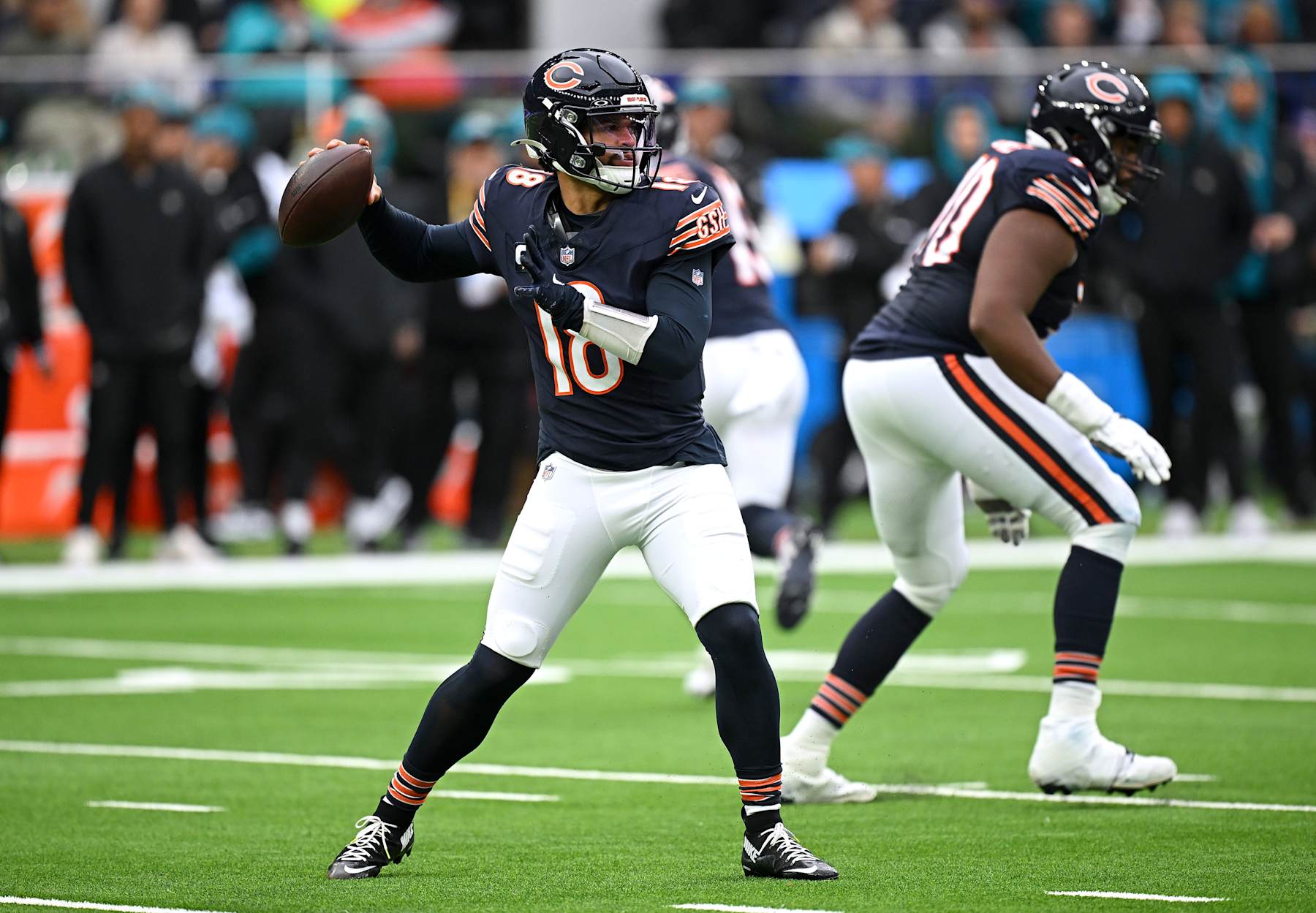 LONDON, ENGLAND - OCTOBER 13: Caleb Williams of Chicago Bears passes the ball during the NFL match between Jacksonville Jaguars and Chicago Bears at Tottenham Hotspur Stadium on October 13, 2024 in London, England. (Photo by Harry Murphy/Getty Images)