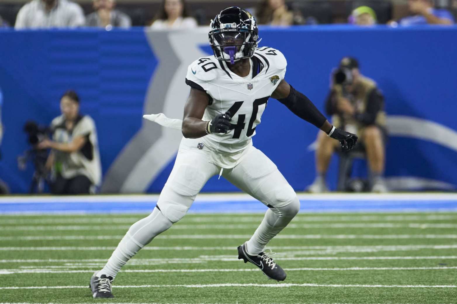 Rookie safety Erick Hallett Rookie safety Erick Hallett
