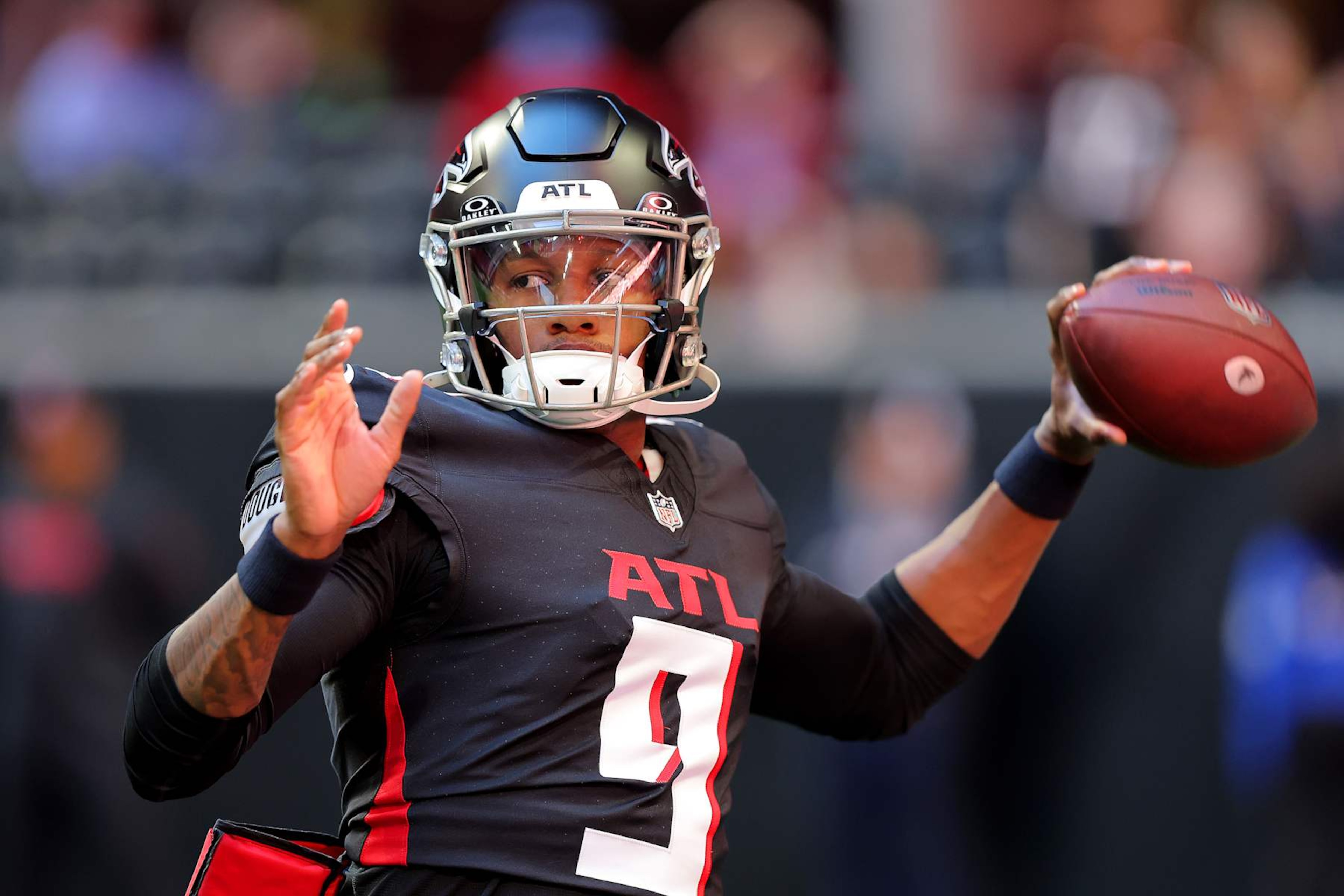 ATLANTA, GA - OCTOBER 20: Atlanta Falcons rookie quarterback Michael Penix, Jr. #9 during warm-ups before the Sunday afternoon NFL game between the Atlanta Falcons and the Seattle Seahawks on October 20, 2024 at the Mercedes-Benz Stadium in Atlanta, Georgia. (Photo by David J. Griffin/Icon Sportswire via Getty Images) ATLANTA, GA - OCTOBER 20: Atlanta Falcons rookie quarterback Michael Penix, Jr. #9 during warm-ups before the Sunday afternoon NFL game between the Atlanta Falcons and the Seattle Seahawks on October 20, 2024 at the Mercedes-Benz Stadium in Atlanta, Georgia. (Photo by David J. Griffin/Icon Sportswire via Getty Images)
