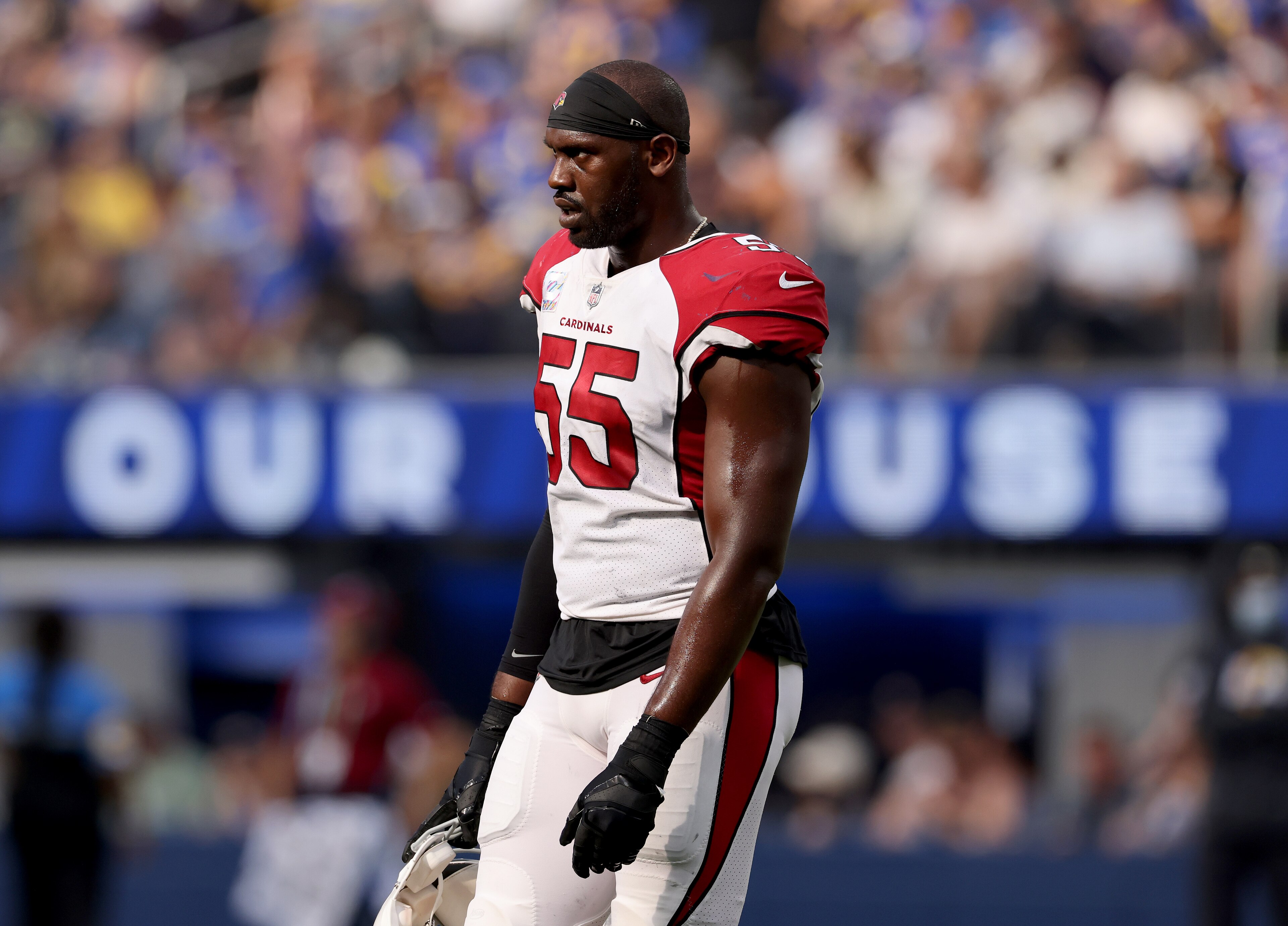 INGLEWOOD, CALIFORNIA - OCTOBER 03: Chandler Jones #55 of the Arizona Cardinals waits after a timeout during a 37-20 win over the Los Angeles Rams at SoFi Stadium on October 03, 2021 in Inglewood, California. (Photo by Harry How/Getty Images)