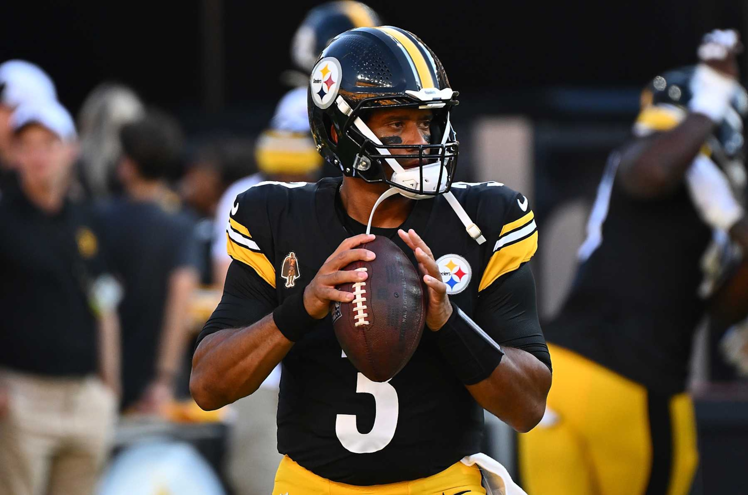 Can quarterback Russell Wilson turn into a long-term solution for the Pittsburgh Steelers?