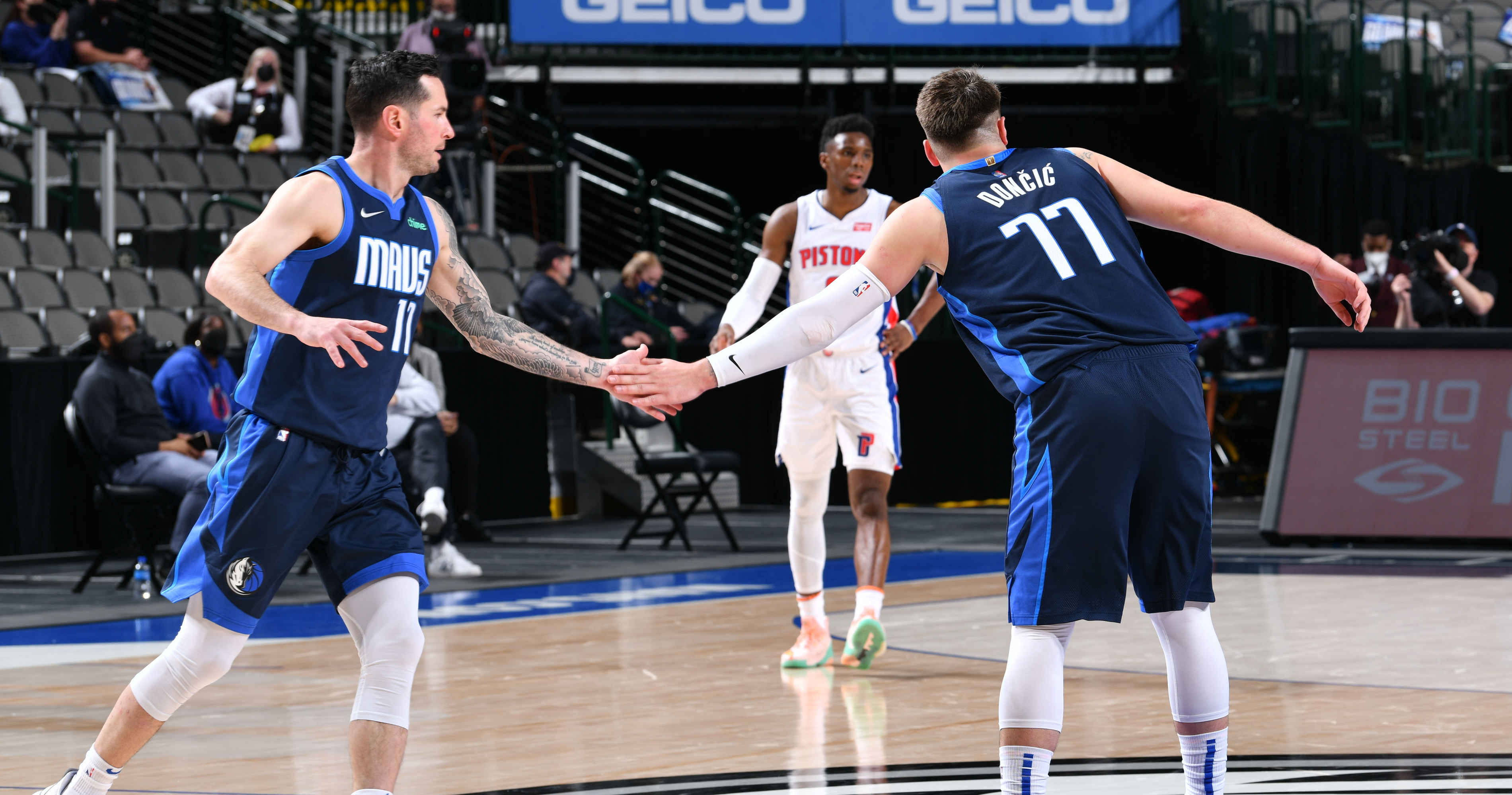 From Ben Simmons and Zion Williamson to Luka Dončić, JJ Redick has another  unique partner for his two-man game - Mavs Moneyball