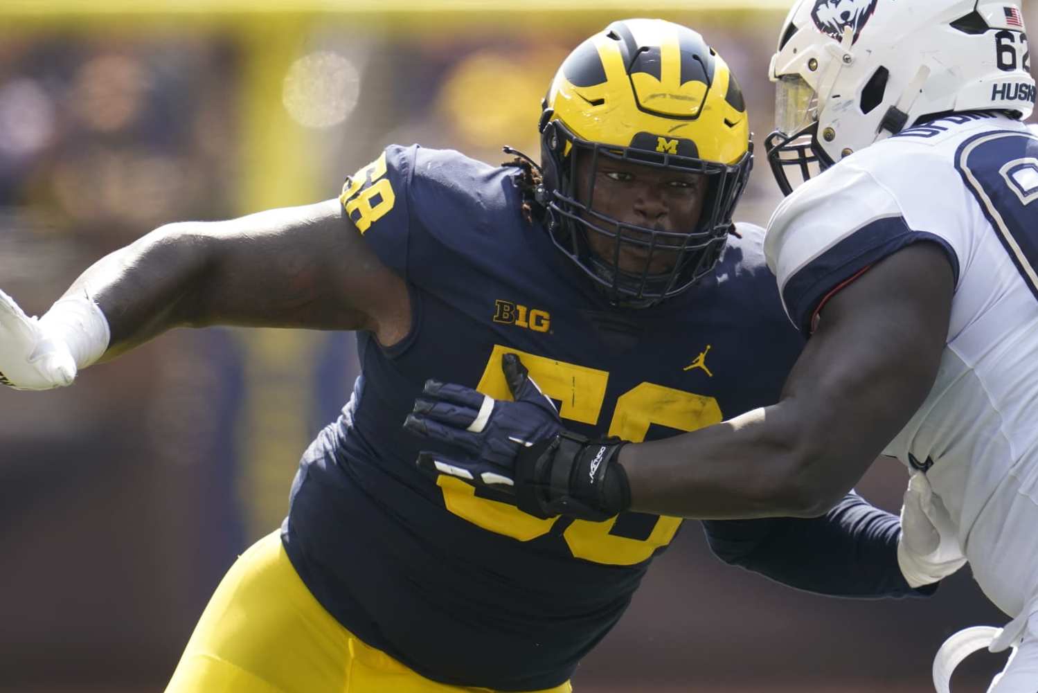 Michigan Football on X: Michigan had 11 defensive honorees, highlighted by Lavert  Hill -- who earned consensus All-Big Ten first-team recognition from the  coaches and the media.  / X