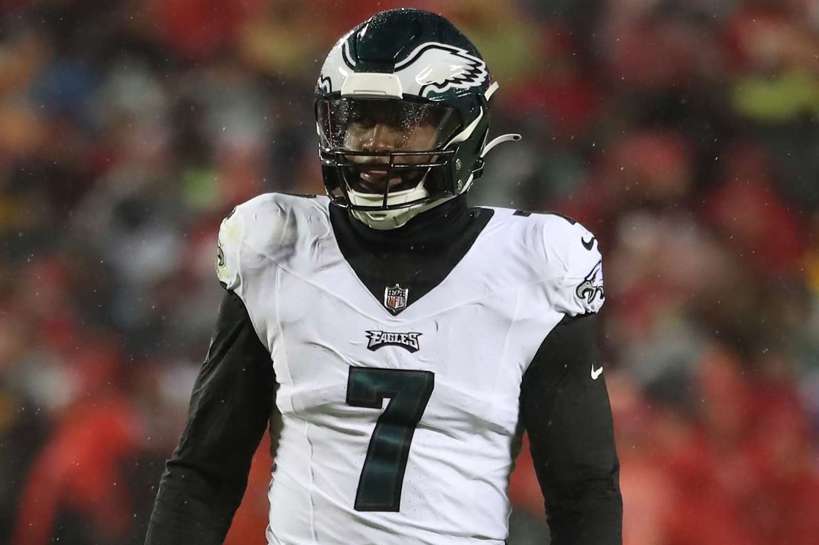 KANSAS CITY, MO - NOVEMBER 20: Philadelphia Eagles linebacker Haason Reddick (7) in the first quarter of an NFL football game between the Philadelphia Eagles and Kansas City Chiefs on Nov 20, 2023 at GEHA Field at Arrowhead Stadium in Kansas City, MO. (Photo by Scott Winters/Icon Sportswire via Getty Images)