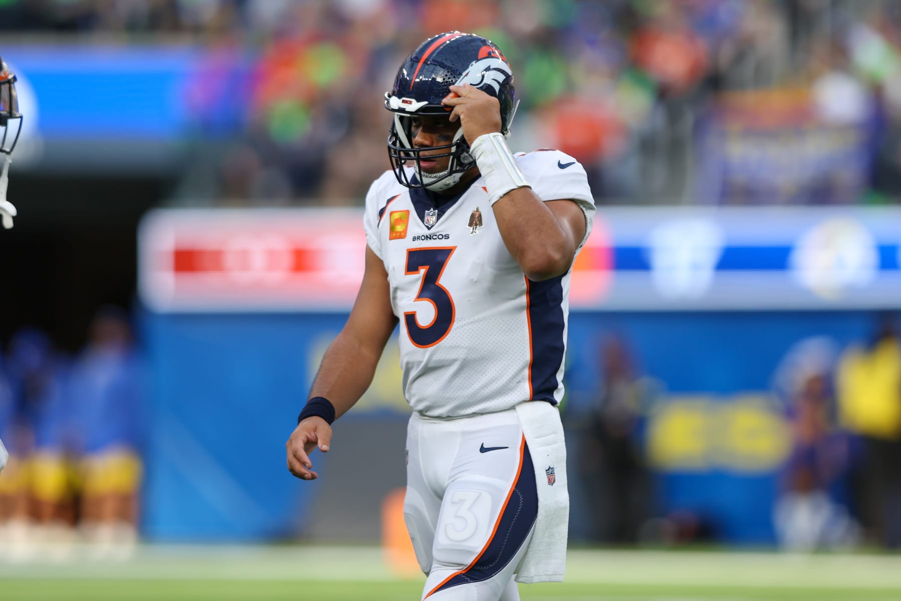 Report: Russell Wilson's Foundation Under Scrutiny for Limited Charitable Spending - Vimarsana News