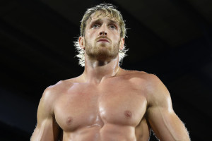 Video: WWE's Logan Paul Beats Dillon Danis by DQ After Brawl; Fans Slam Danis' Effort