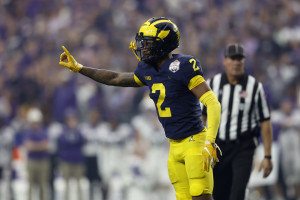 Top Sophomore at Each Position Heading into the 2023 College Football Season