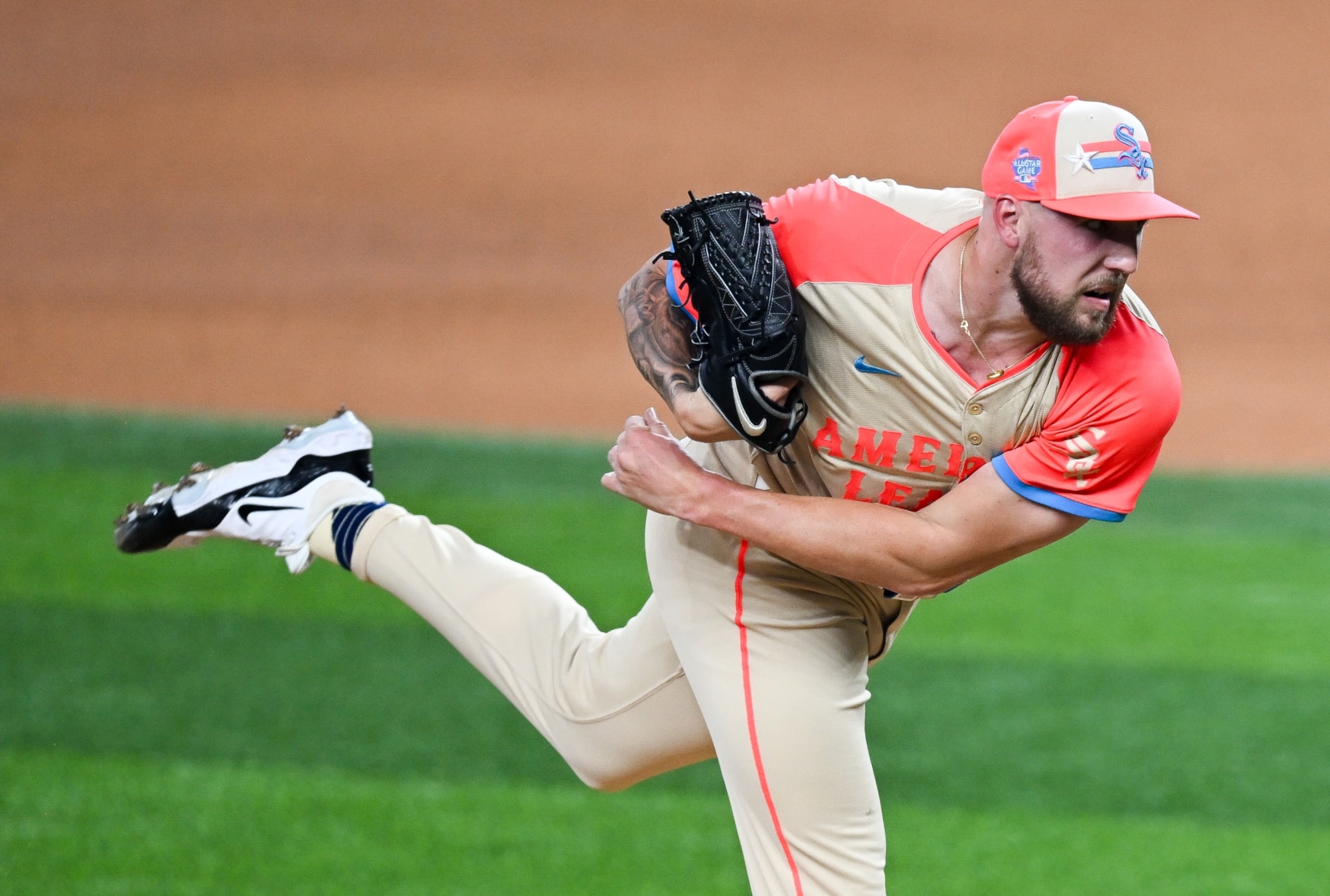 ARLINGTON, TX - JULY 16: Garrett Crochet #45 of the Chicago White Sox pitches in the fourth inning during the 94th MLB All-Star Game presented by Mastercard at Globe Life Field on Tuesday, July 16, 2024 in Arlington, Texas. (Photo by Gene Wang/Getty Images)