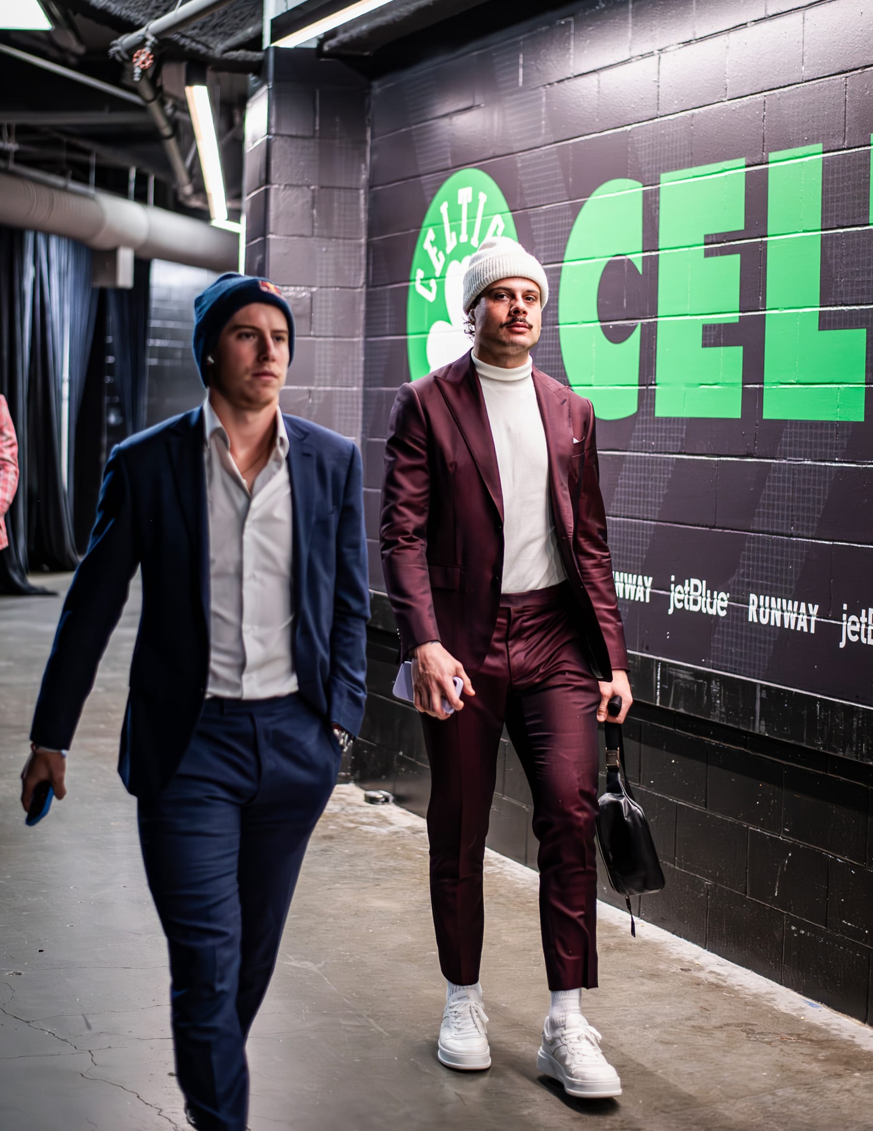 NHL Style Rankings: Leafs Arrive in Force, Led by Matthews' Strong Turtle Neck Game - Vimarsana News