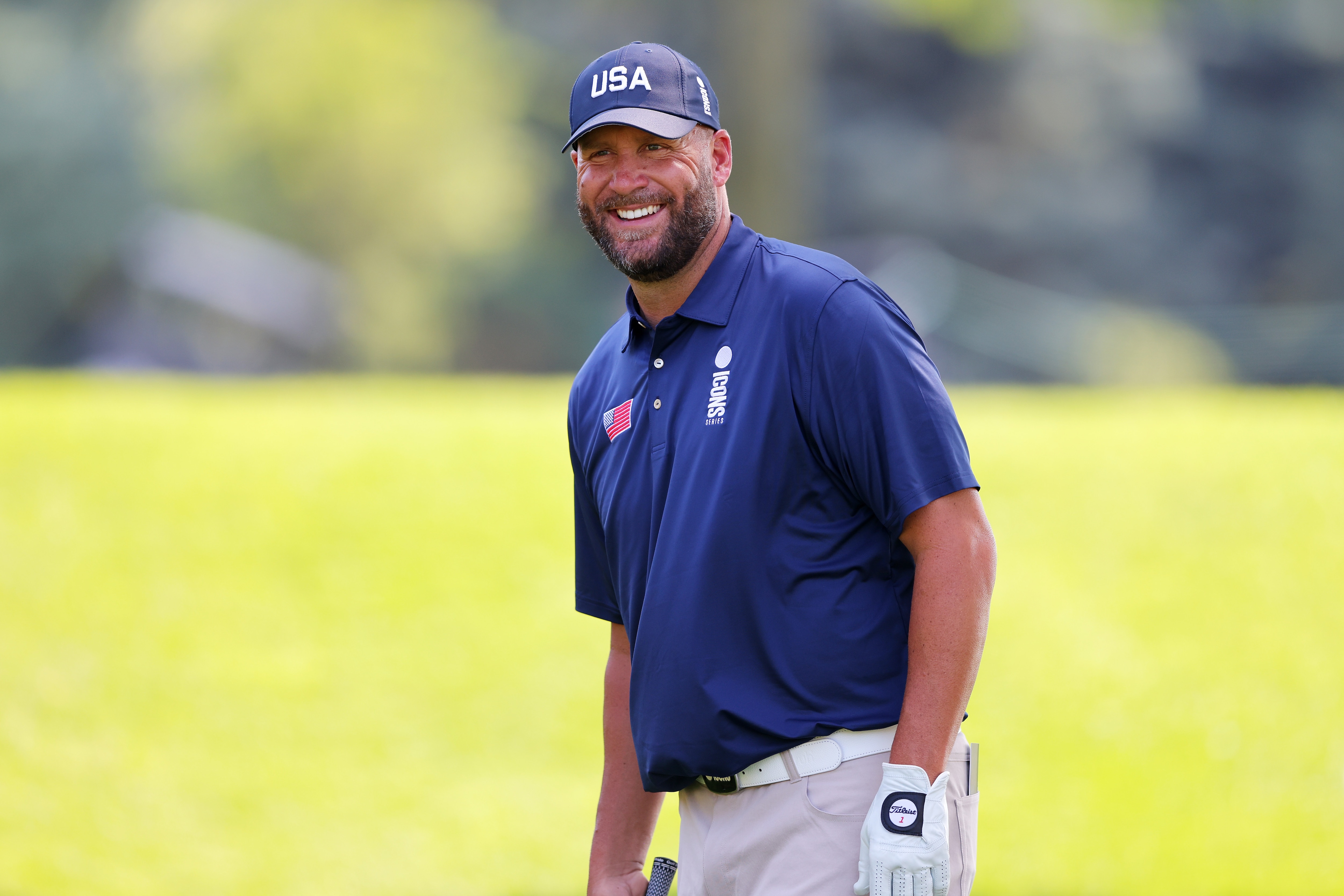 Team USA Wins Icons Series Golf Behind Ben Roethlisberger, Michael Phelps