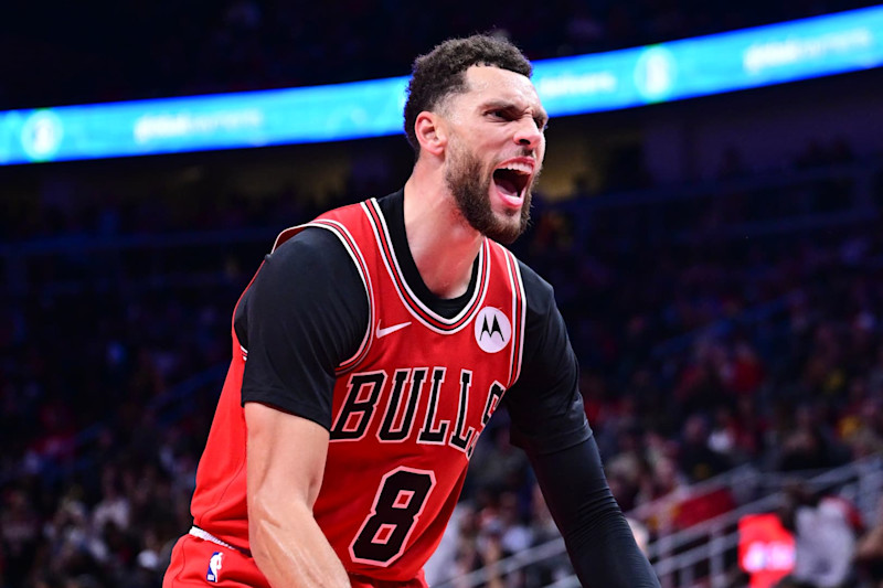 ATLANTA, GA - NOVEMBER 9: Zach LaVine #8 of the Chicago Bulls celebrates during the game against the Atlanta Hawks on November 9, 2024 at State Farm Arena in Atlanta, Georgia. NOTE TO USER: User expressly acknowledges and agrees that, by downloading and/or using this Photograph, user is consenting to the terms and conditions of the Getty Images License Agreement. Mandatory Copyright Notice: Copyright 2024 NBAE (Photo by Adam Hagy/NBAE via Getty Images)
