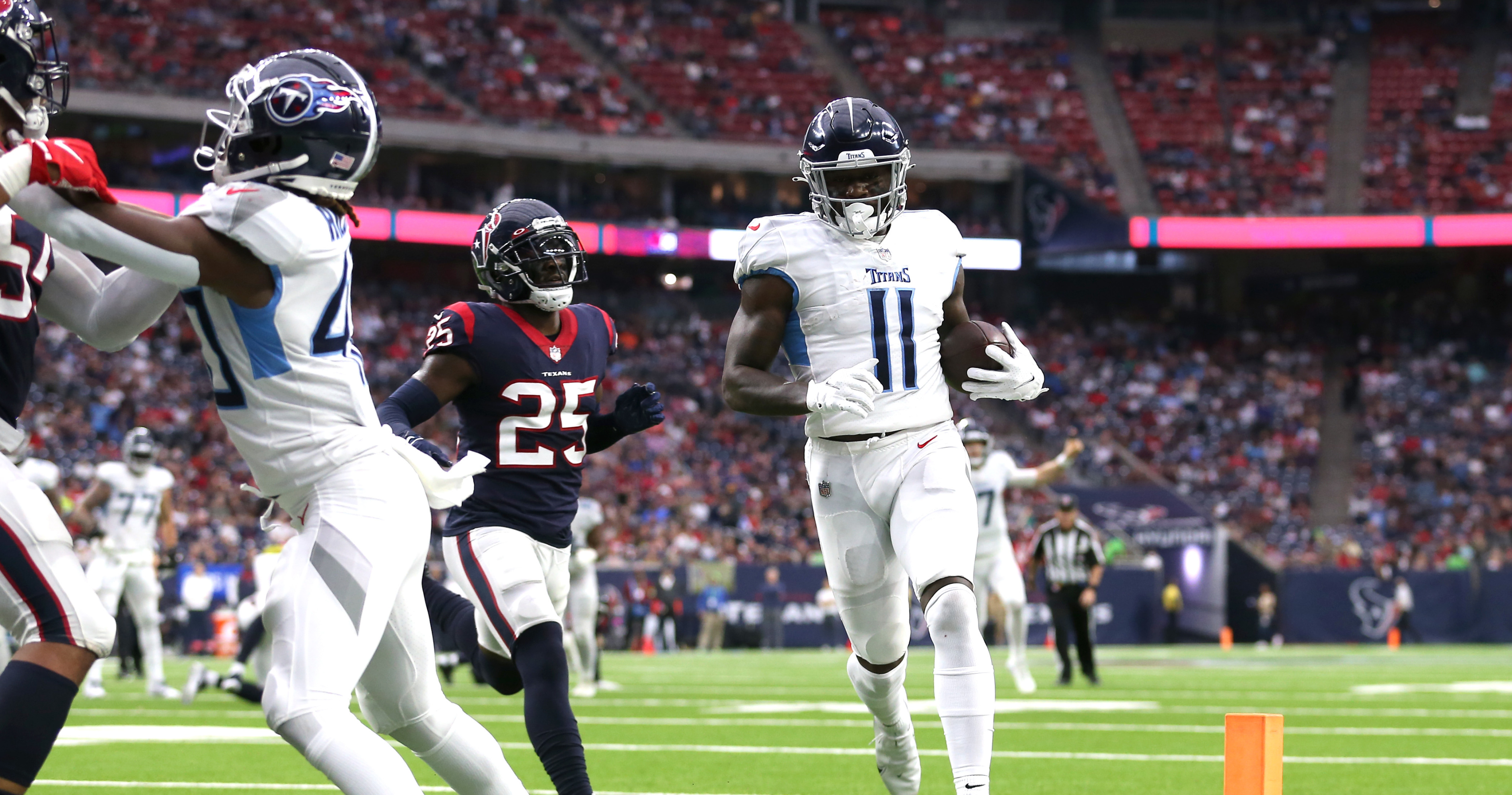 Titans Clinch HomeField Advantage Throughout 2022 AFC Playoffs with