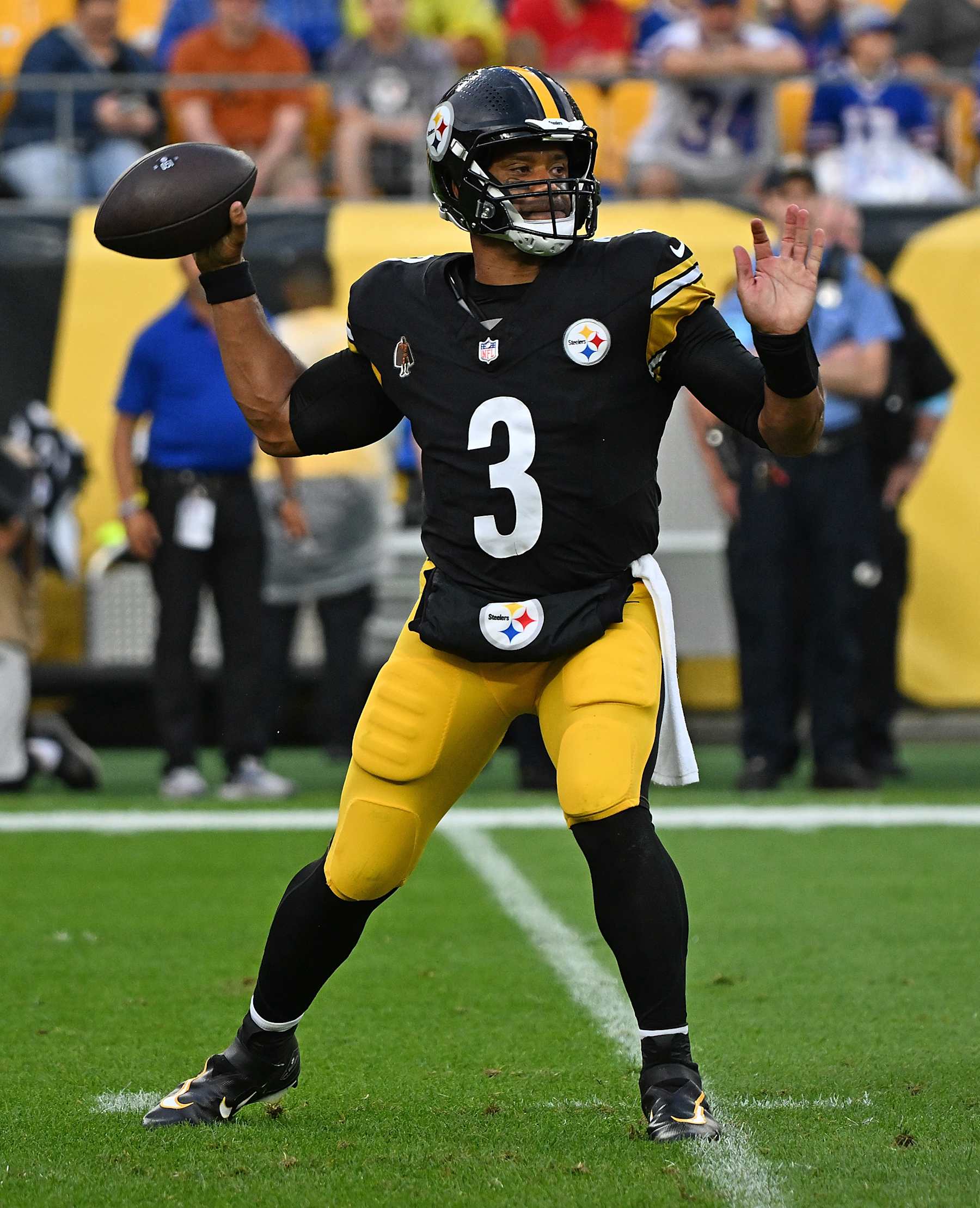 Pittsburgh Steelers quarterback Russell Wilson