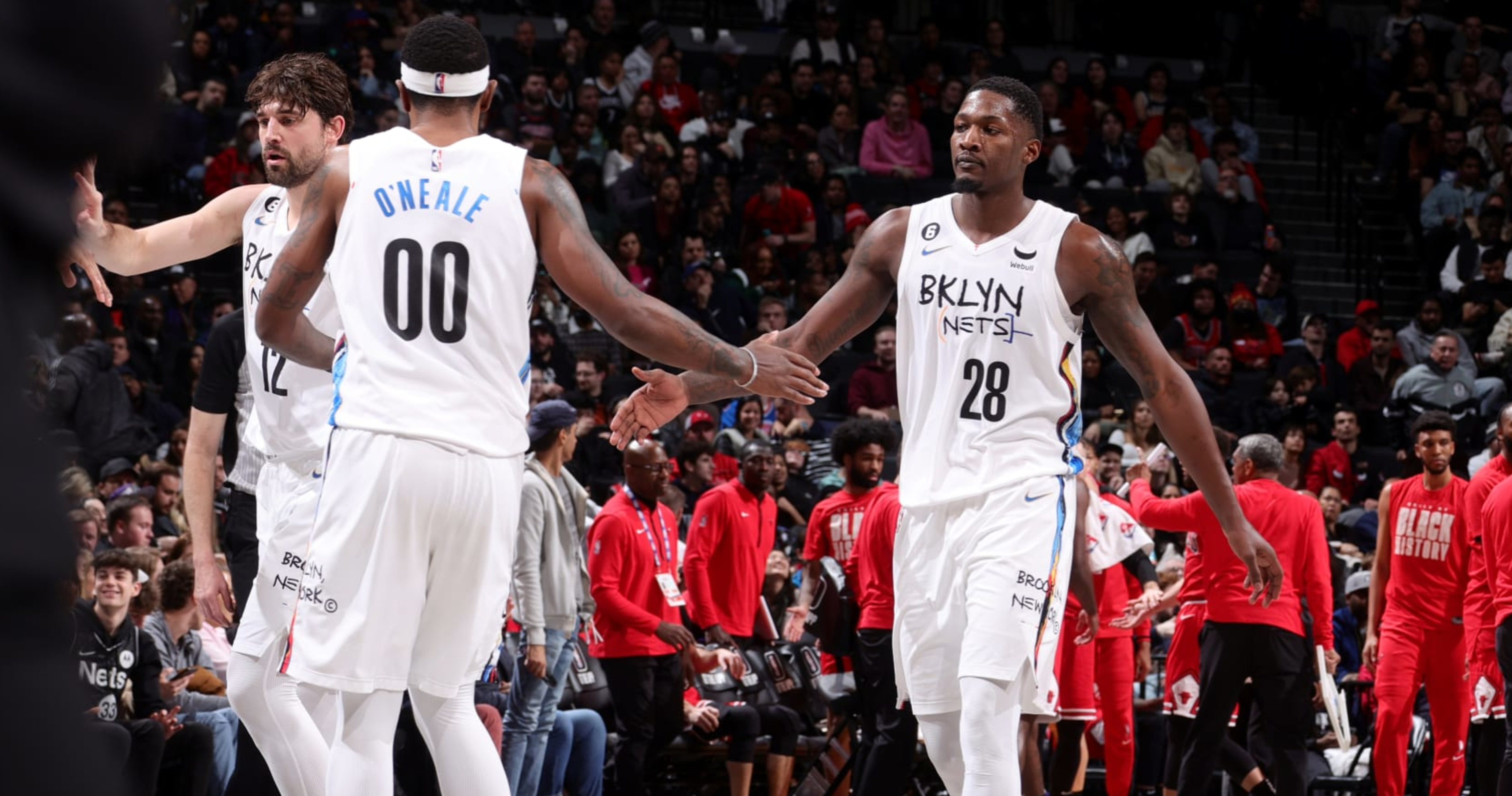 Nets Rumors Dorian FinneySmith, Royce O'Neale in Trade Talks Before