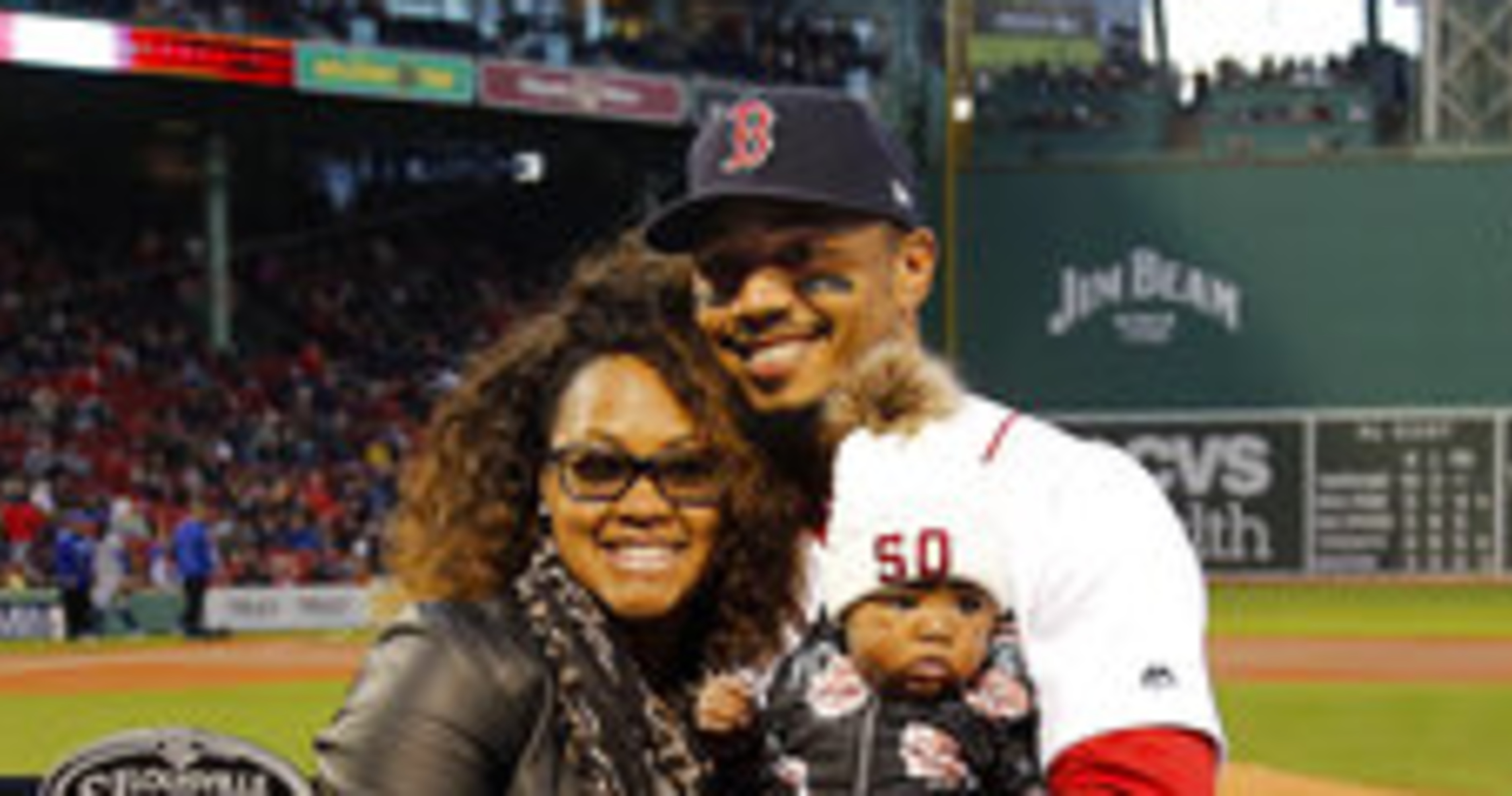 Dodgers' Mookie Betts Announces Engagement to Girlfriend Brianna