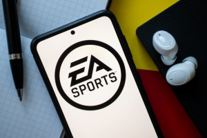 Report: EA's College Football 25 Video Game to Feature Covers with Current Players