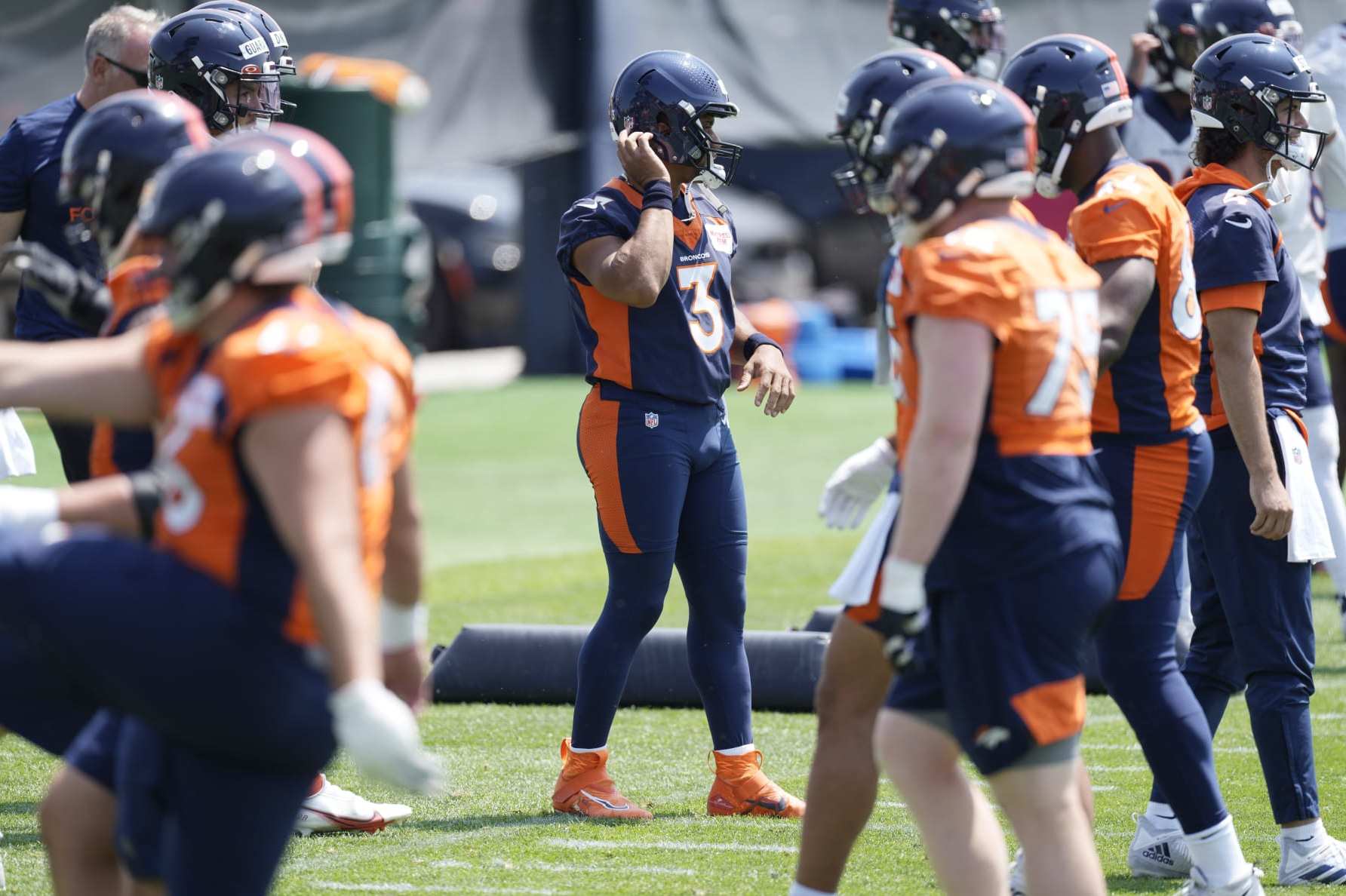 Denver Broncos to unveil new white alternate helmet July 25