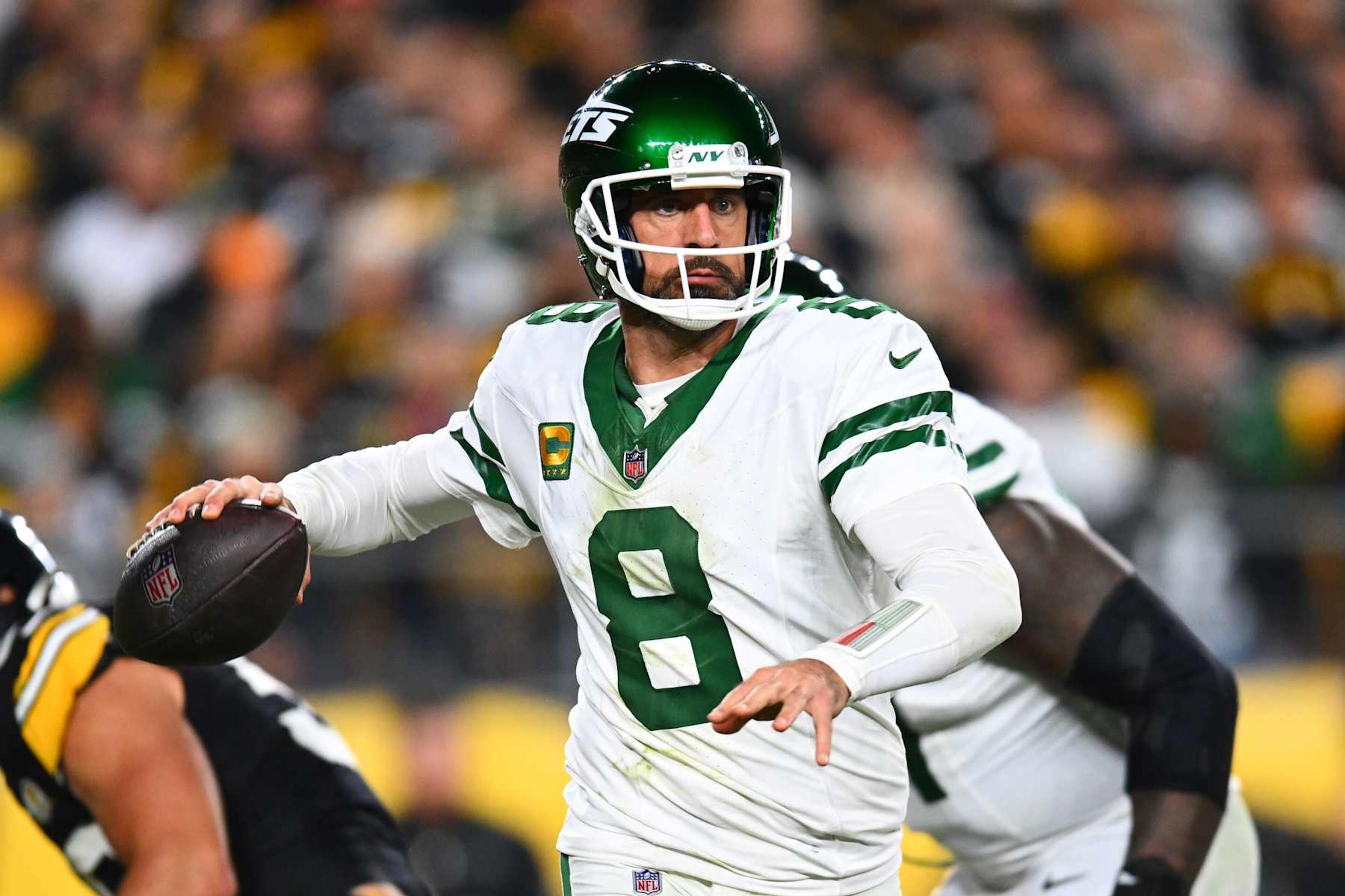 PITTSBURGH, PENNSYLVANIA - OCTOBER 20: Aaron Rodgers #8 of the New York Jets throws a pass during the third quarter against the Pittsburgh Steelers at Acrisure Stadium on October 20, 2024 in Pittsburgh, Pennsylvania. (Photo by Joe Sargent/Getty Images) PITTSBURGH, PENNSYLVANIA - OCTOBER 20: Aaron Rodgers #8 of the New York Jets throws a pass during the third quarter against the Pittsburgh Steelers at Acrisure Stadium on October 20, 2024 in Pittsburgh, Pennsylvania. (Photo by Joe Sargent/Getty Images)
