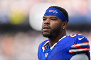 Bills' Damien Harris Taken off Field in Ambulance After Neck Injury vs. Giants