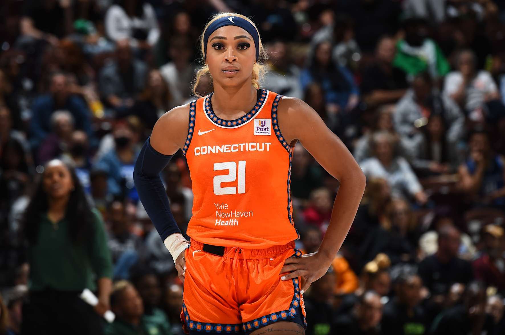 UNCASVILLE, CT - SEPTEMBER 3: DiJonai Carrington #21 of the Connecticut Sun looks on during the game against the Seattle Storm on September 3, 2024 at the Mohegan Sun Arena in Uncasville, Connecticut. NOTE TO USER: User expressly acknowledges and agrees that, by downloading and or using this photograph, User is consenting to the terms and conditions of the Getty Images License Agreement. Mandatory Copyright Notice: Copyright 2024 NBAE (Photo by Brian Babineau/NBAE via Getty Images)