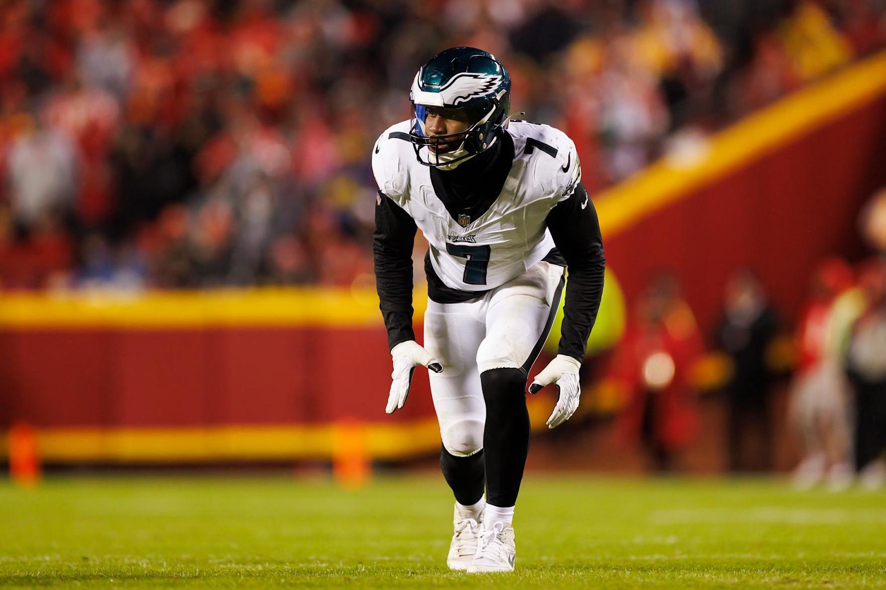 KANSAS CITY, MISSOURI - NOVEMBER 20: Haason Reddick #7 of the Philadelphia Eagles lines up to run around the edge during an NFL football game against the Kansas City Chiefs at GEHA Field at Arrowhead Stadium on November 20, 2023 in Kansas City, Missouri. (Photo by Ryan Kang/Getty Images)