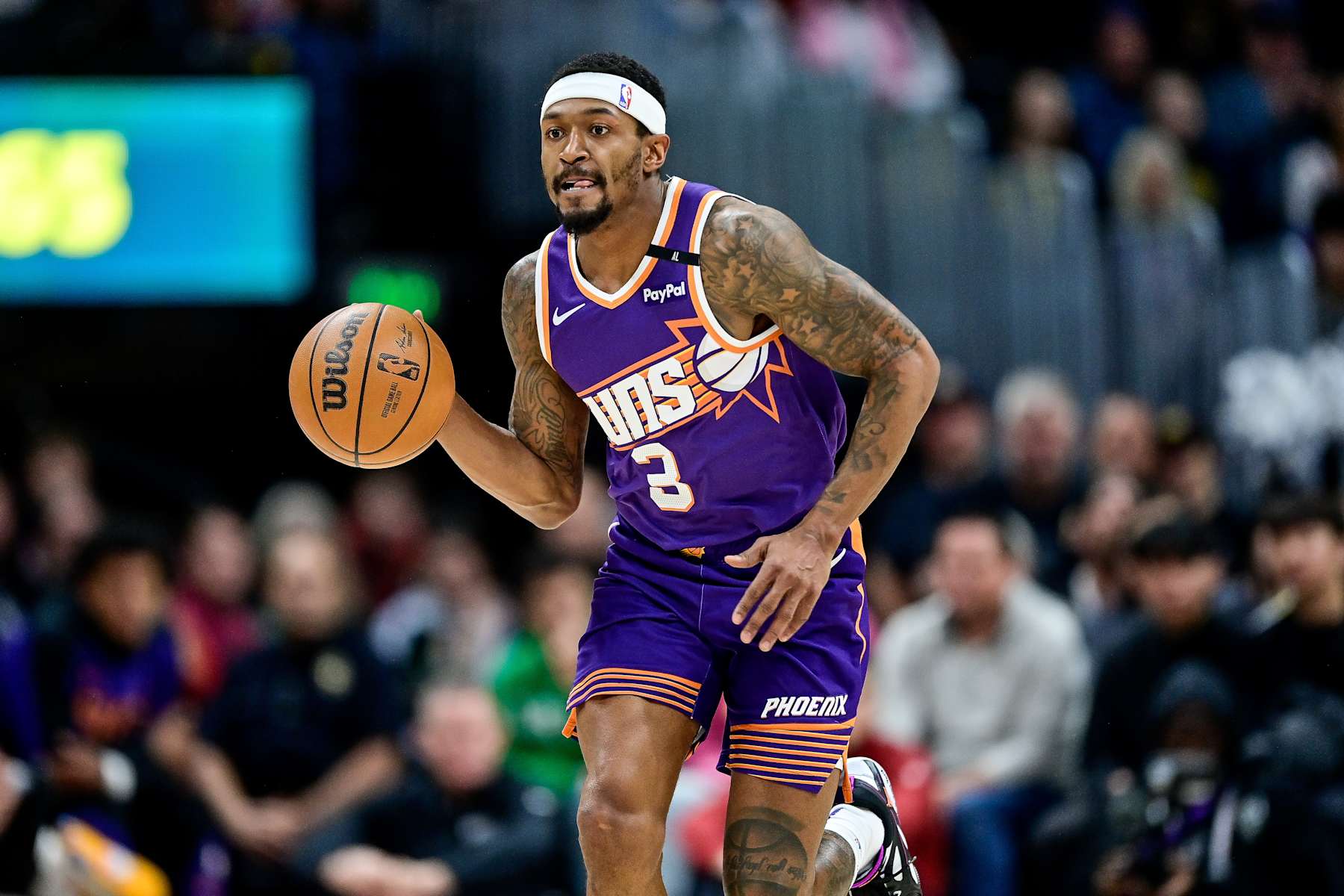 Suns Hold Firm Amid Trade Rumors Before Deadline