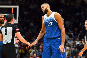 T-Wolves' Rudy Gobert Fined $100K After 'Inappropriate' Gesture, Comments Toward Refs