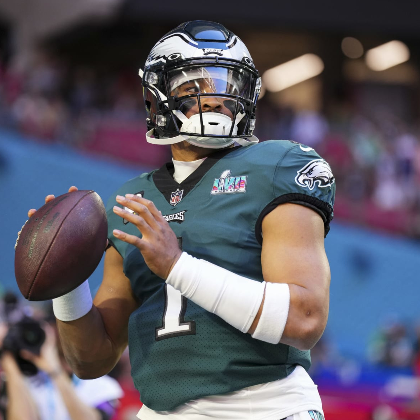 Eagles' Jalen Hurts on record contract: 'Money is nice. Championships are  better' - The Athletic