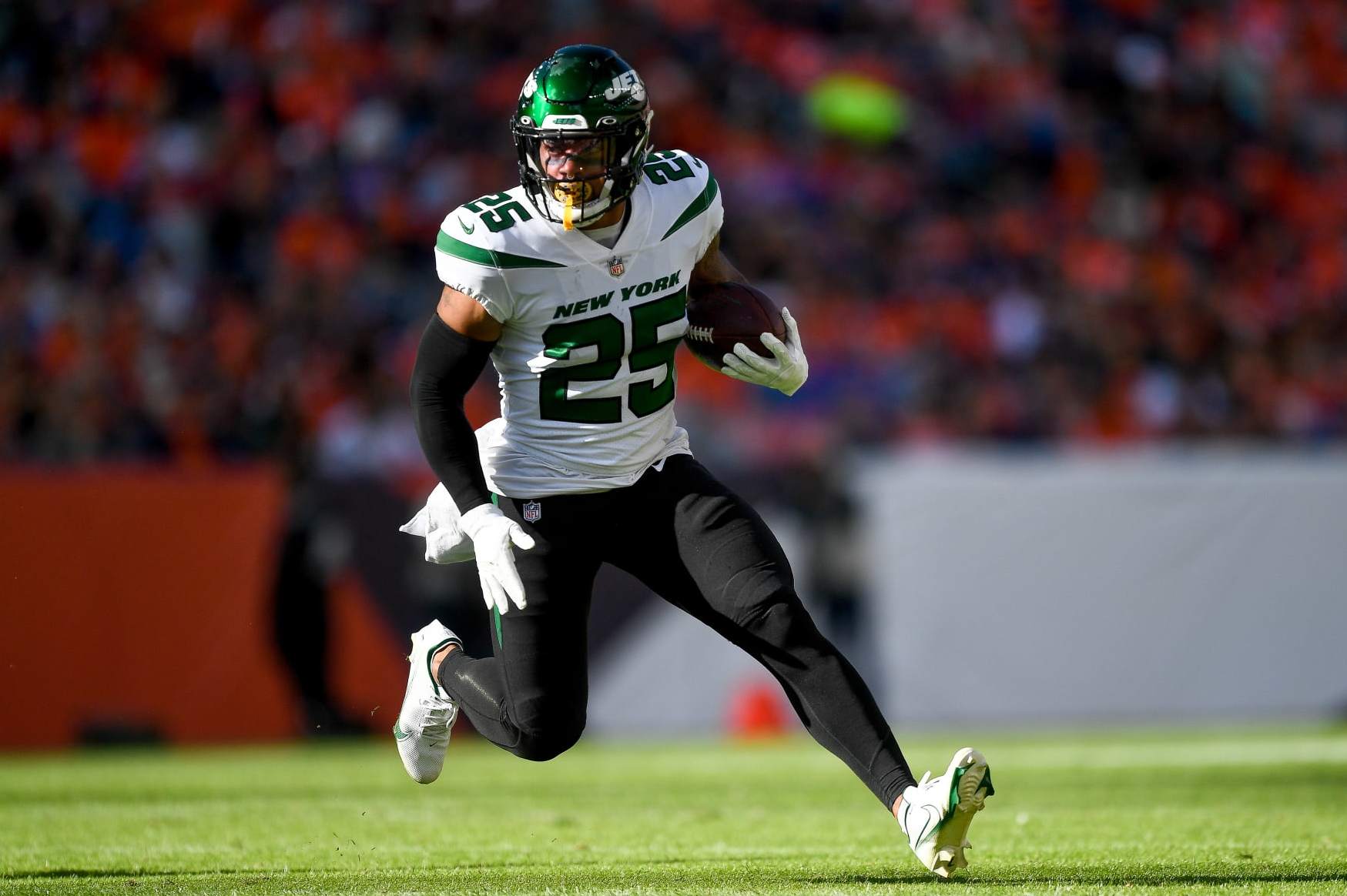 Ty Johnson Says Jets Released Him After Undergoing Surgery On