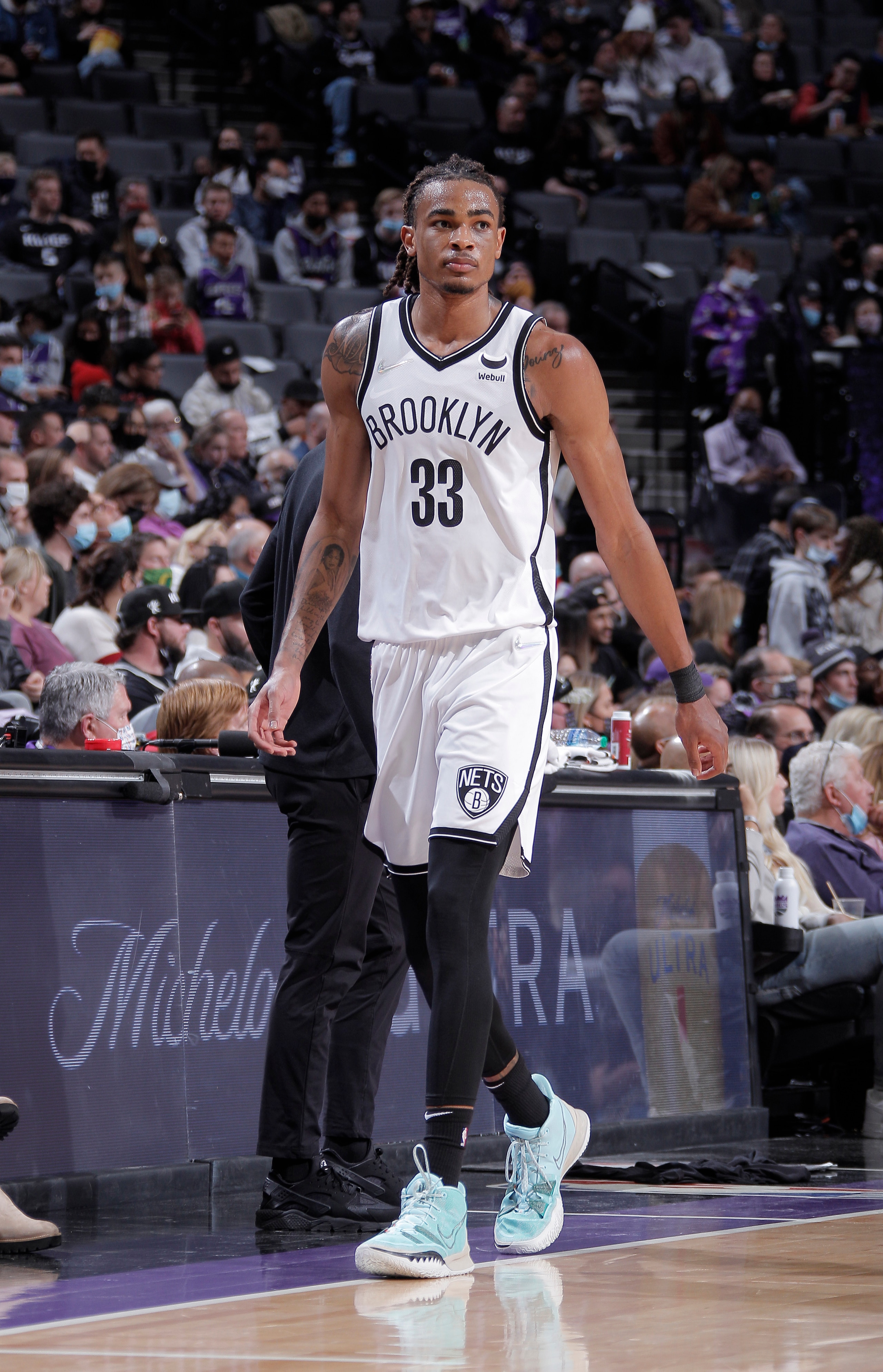 SACRAMENTO, CA - FEBRUARY 2: Nic Claxton #33 of the Brooklyn Nets looks on during the game against the Sacramento Kings on February 2, 2022 at Golden 1 Center in Sacramento, California. NOTE TO USER: User expressly acknowledges and agrees that, by downloading and or using this photograph, User is consenting to the terms and conditions of the Getty Images Agreement. Mandatory Copyright Notice: Copyright 2022 NBAE (Photo by Rocky Widner/NBAE via Getty Images)